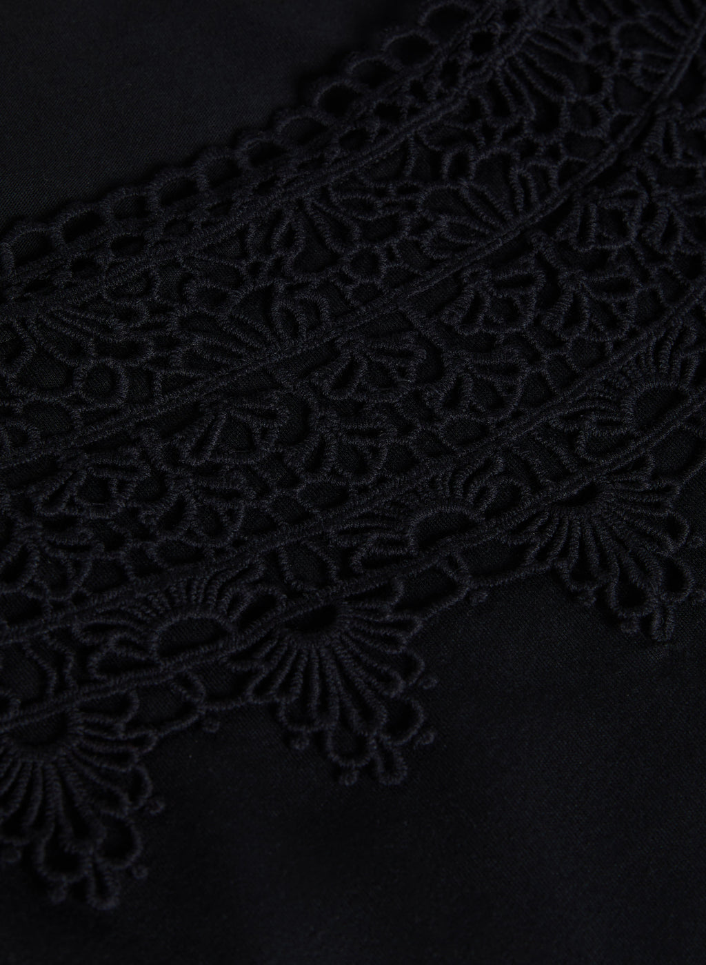 Crochet Appliqué Tank Top