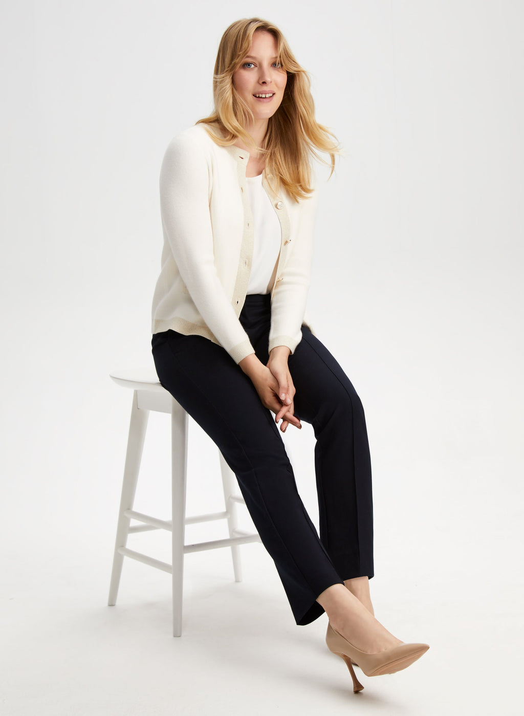 City Fit Straight Leg Pants