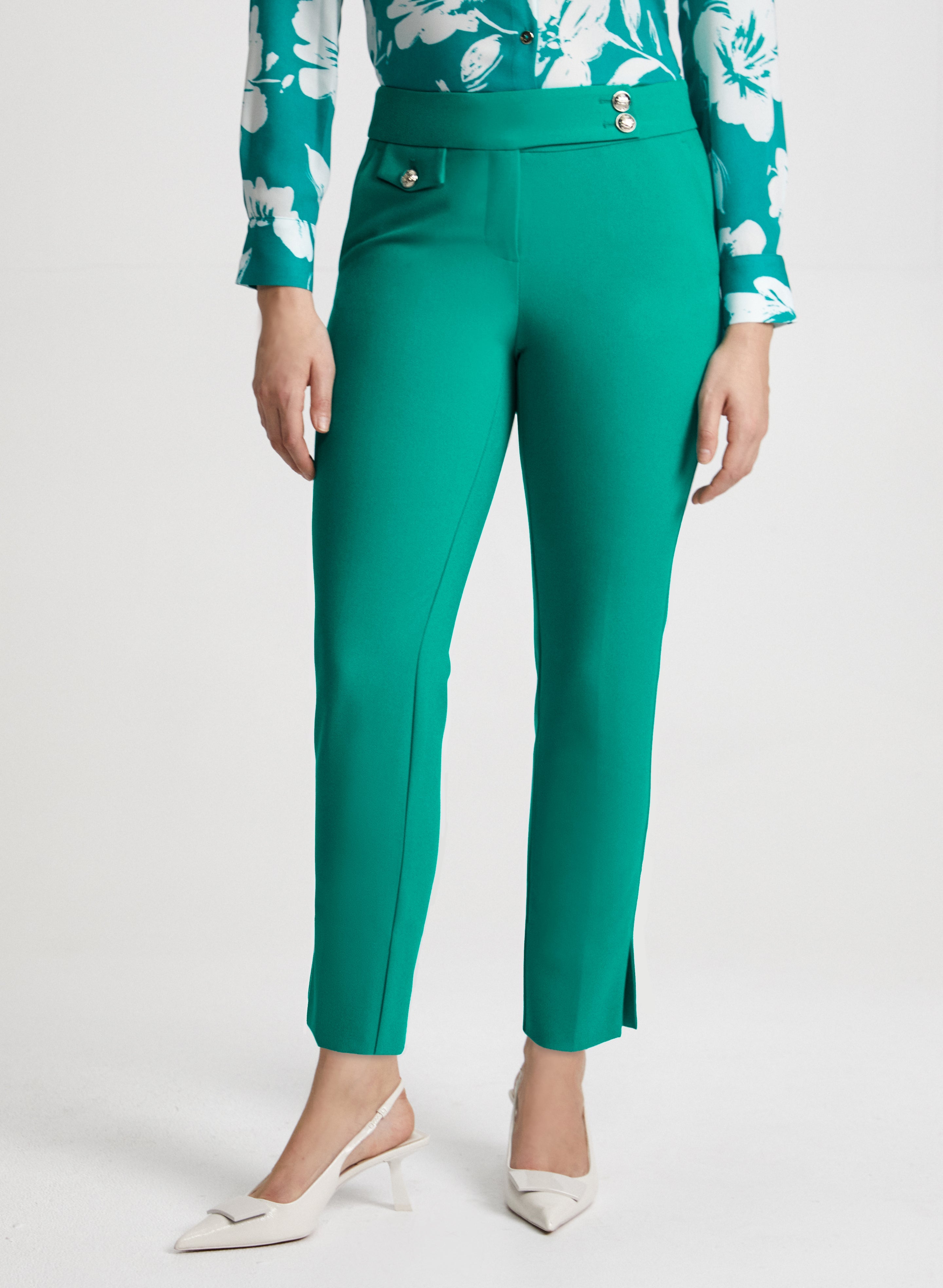 City Fit Slim Leg Pants