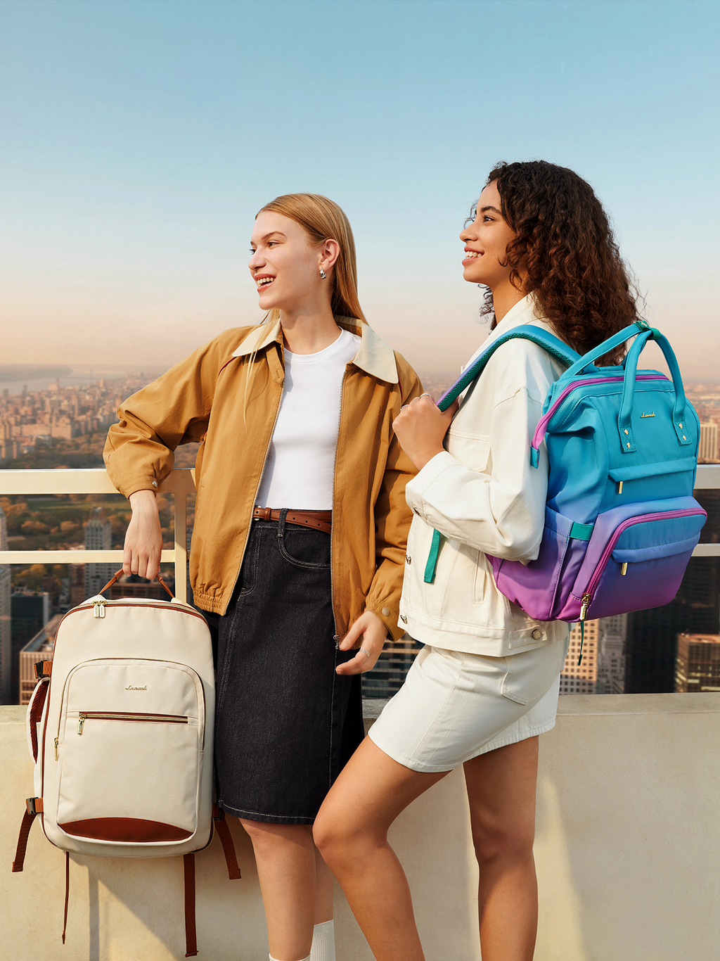 4Pcs, 40/50L Freyja Laptop Travel Backpack, 17 18