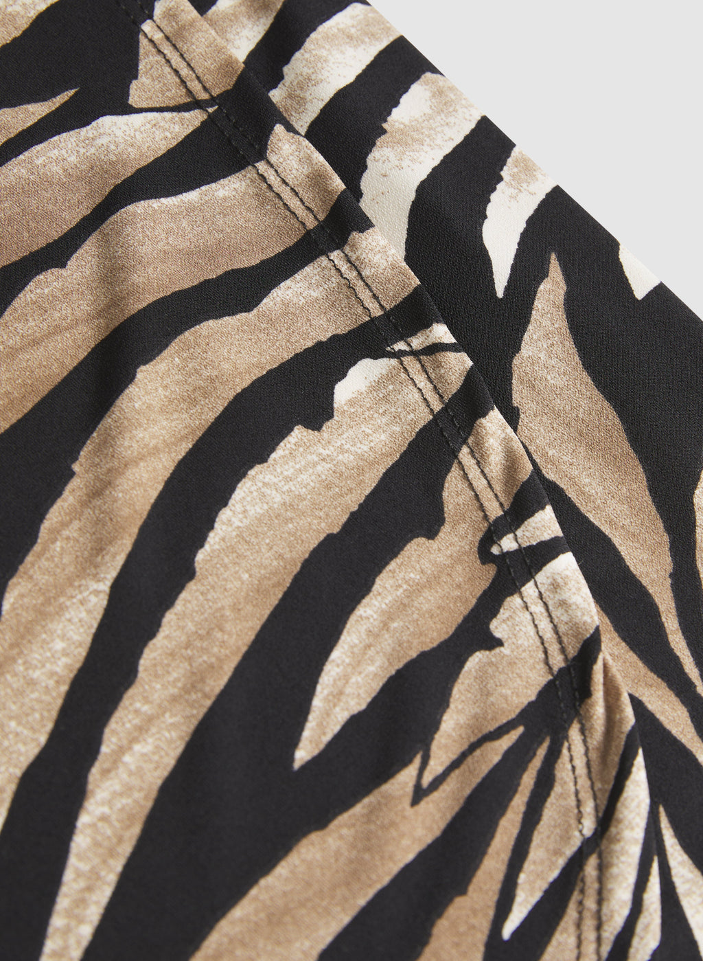 Abstract Print Pencil Skirt