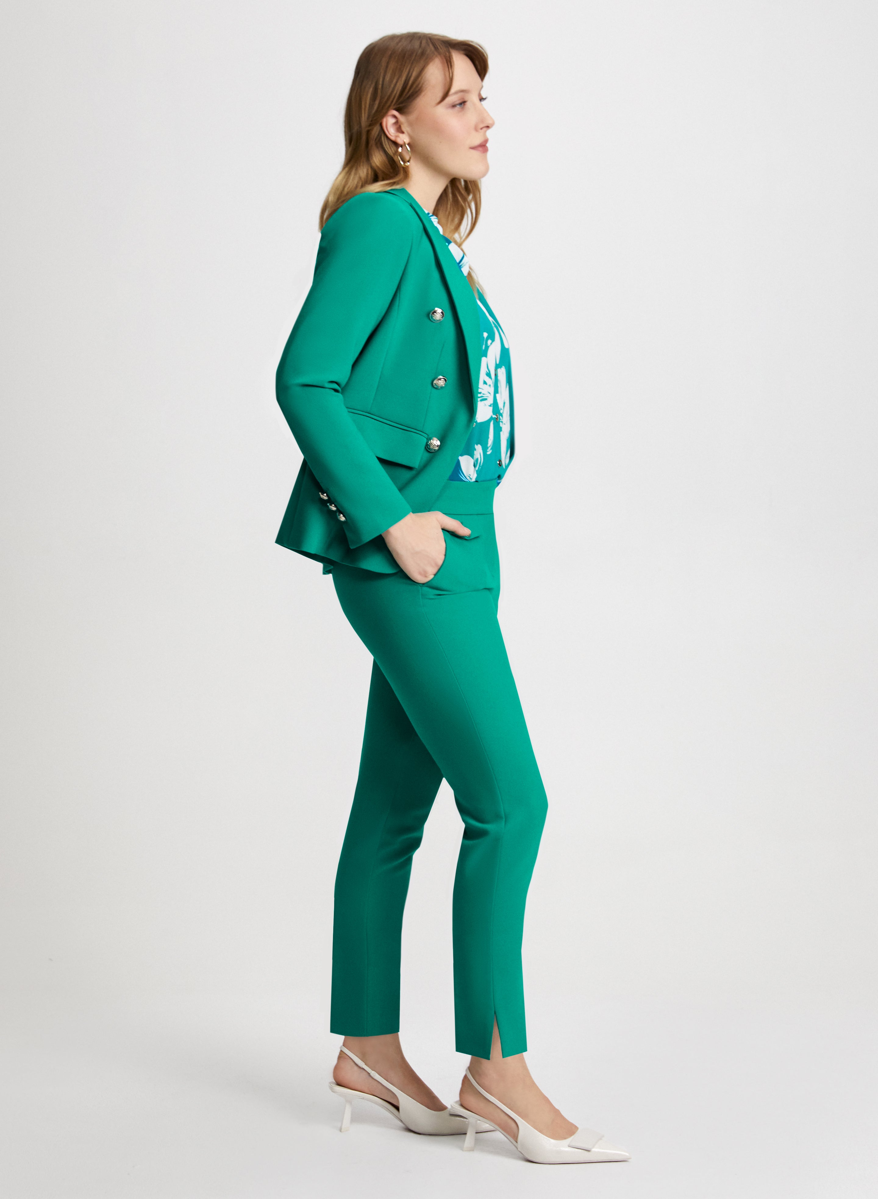 City Fit Slim Leg Pants