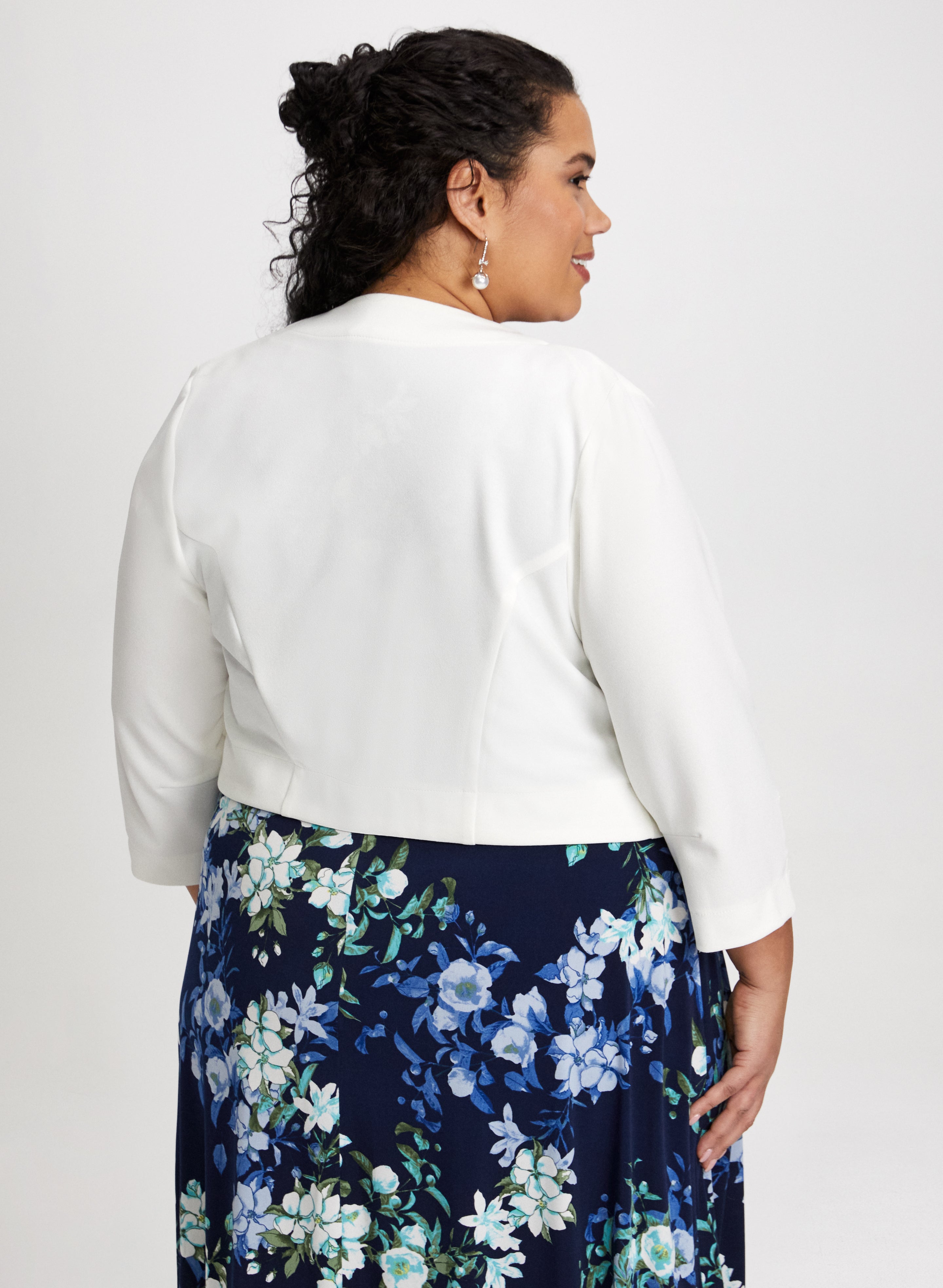 3/4 Button Sleeve Bolero