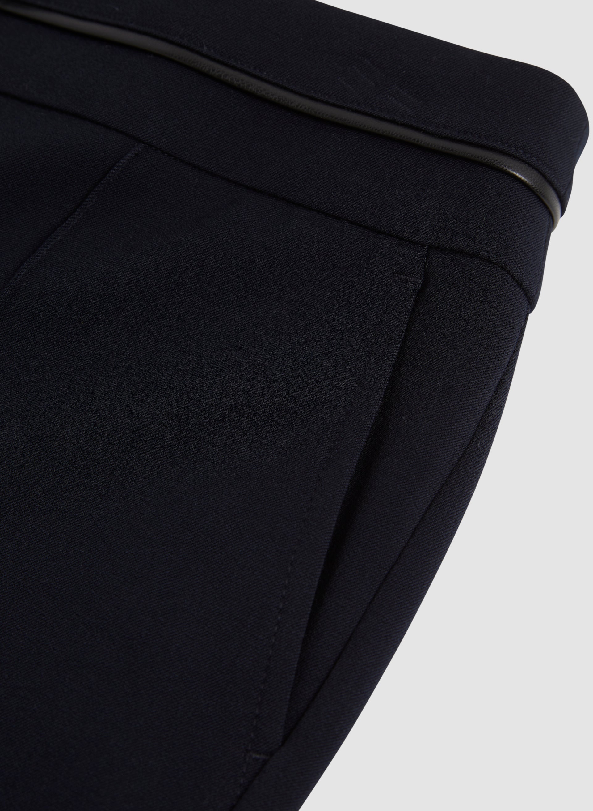 City Fit Straight Leg Pants