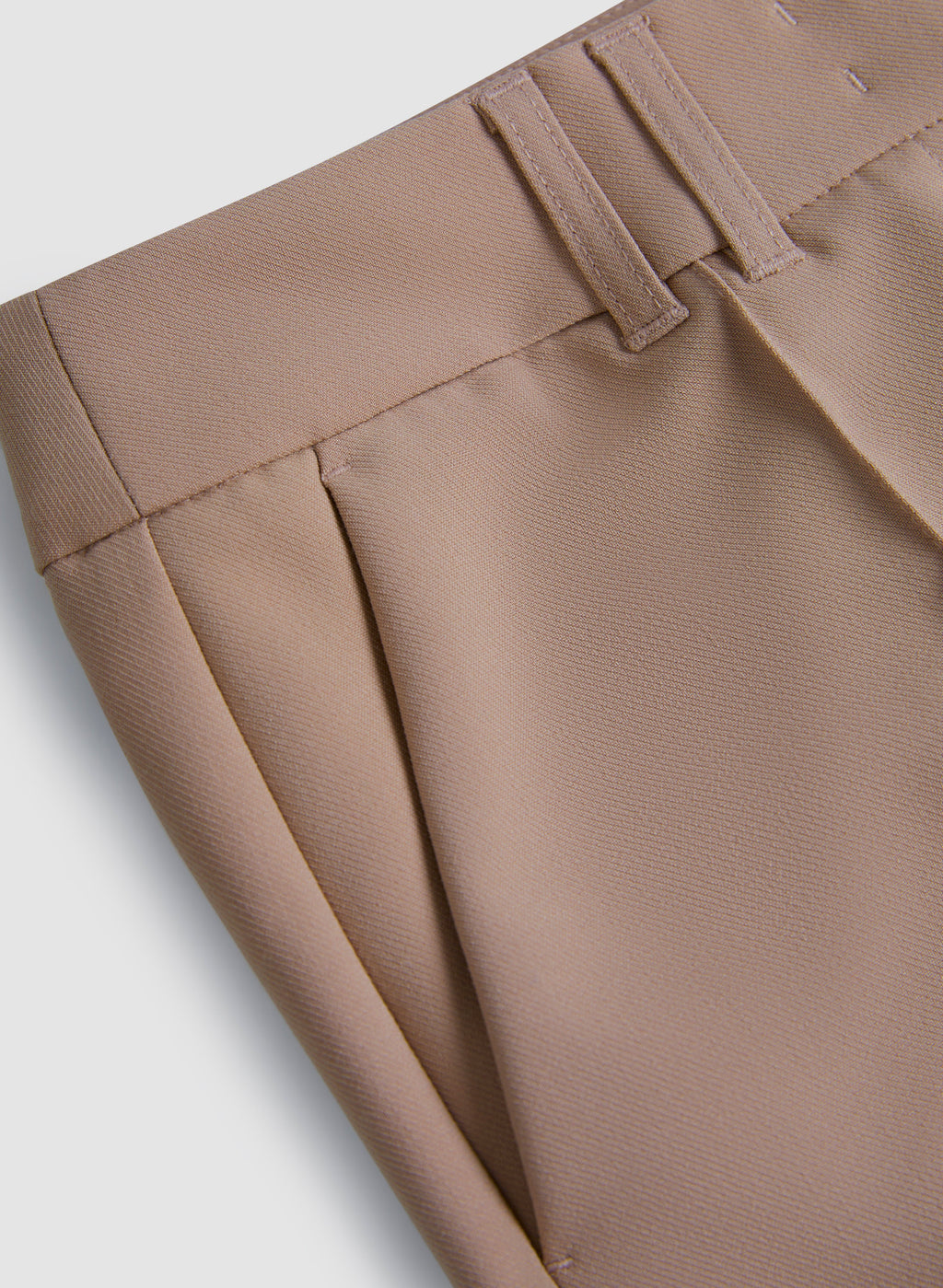 City Fit Slim Leg Pants