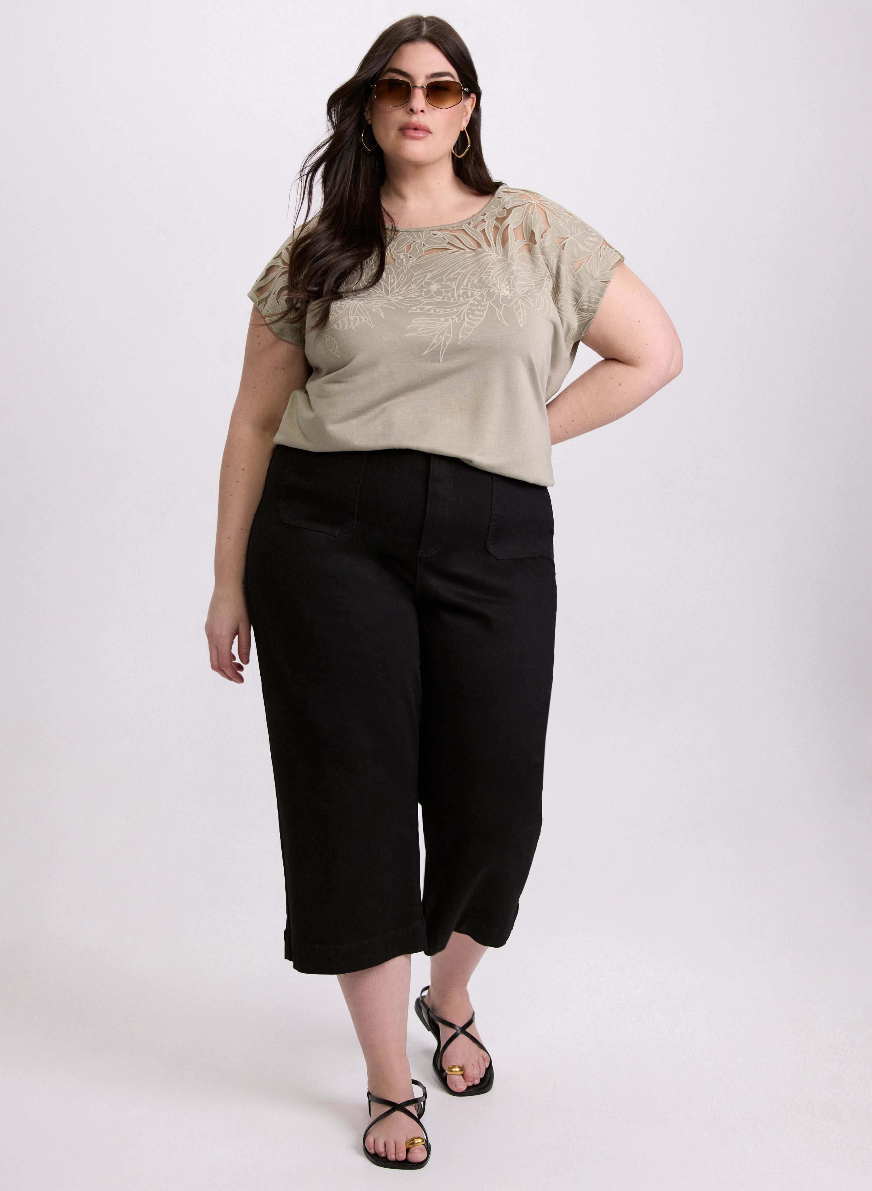 Cropped Wide-Leg Jeans