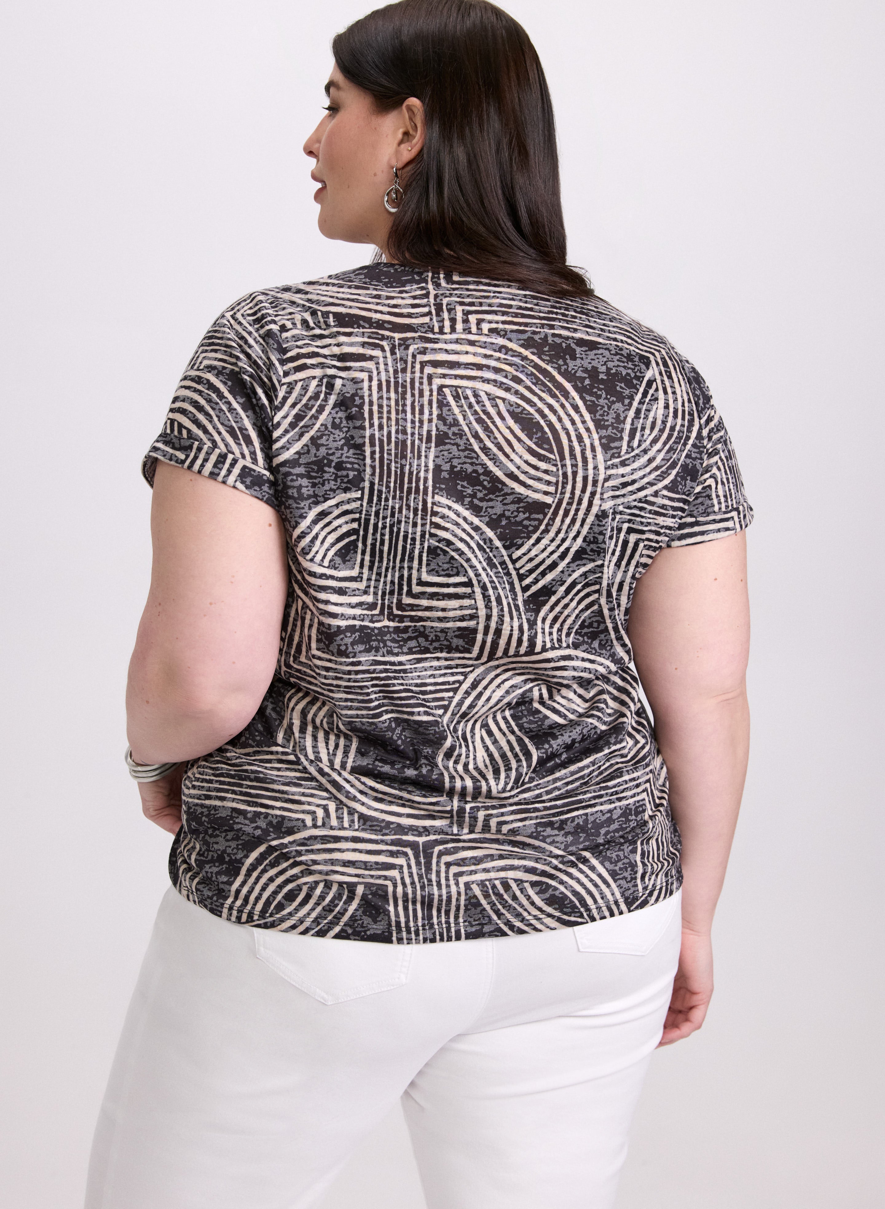 Abstract Striped Print T-Shirt