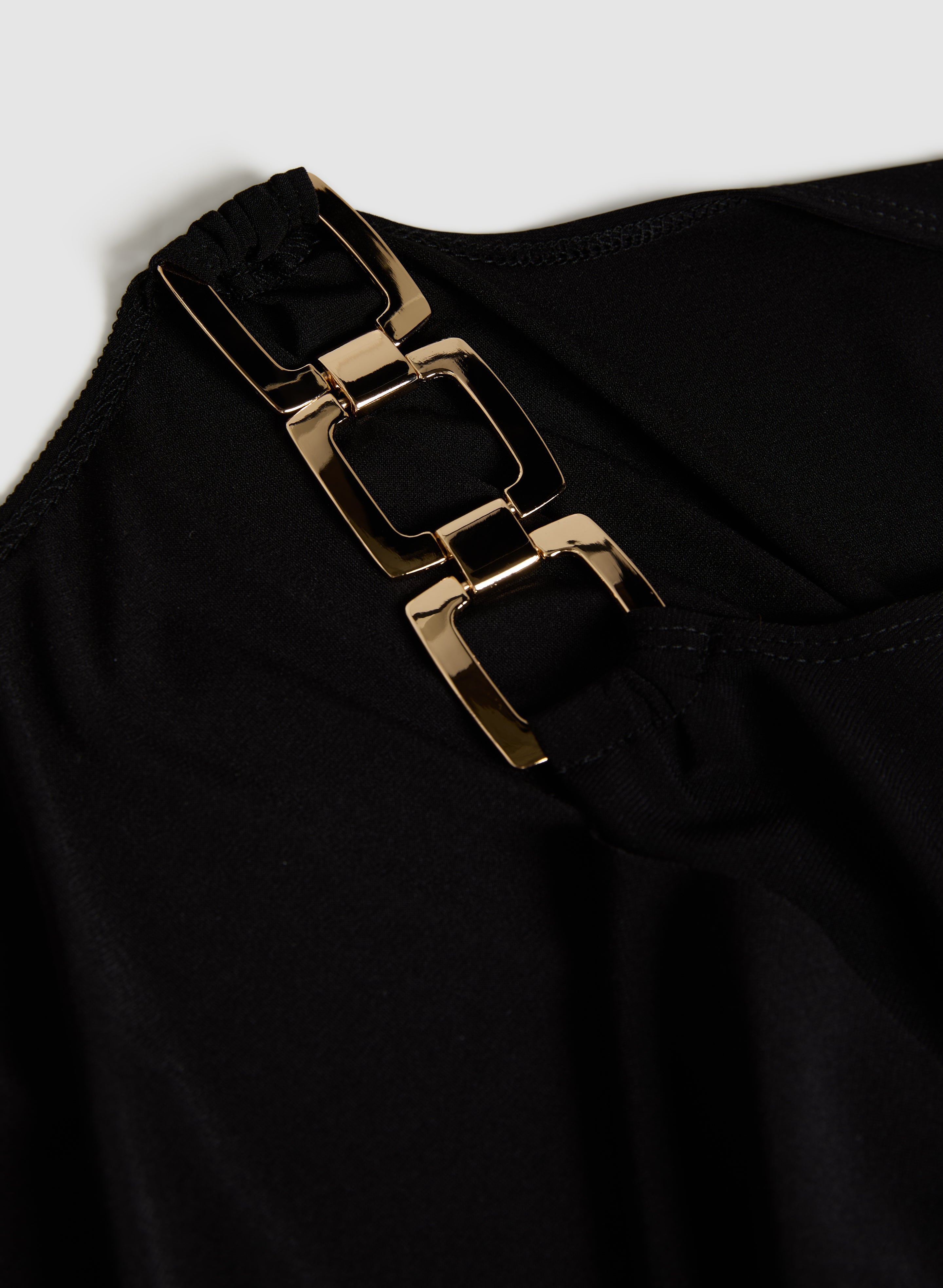 Chain Link Cold-Shoulder Top