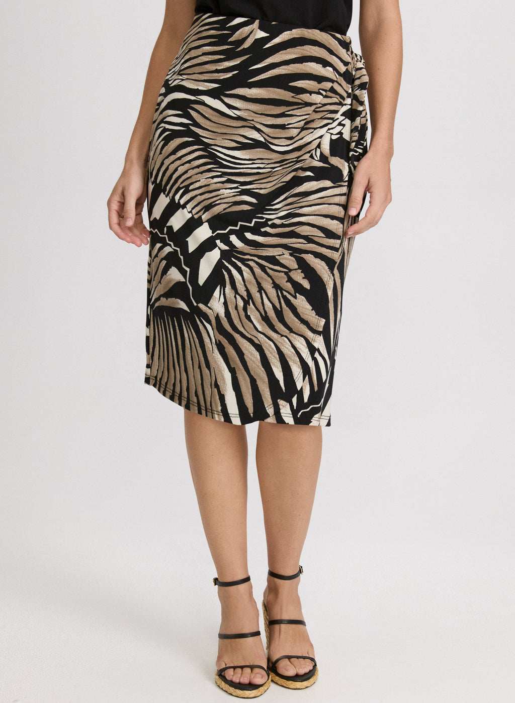 Abstract Print Pencil Skirt