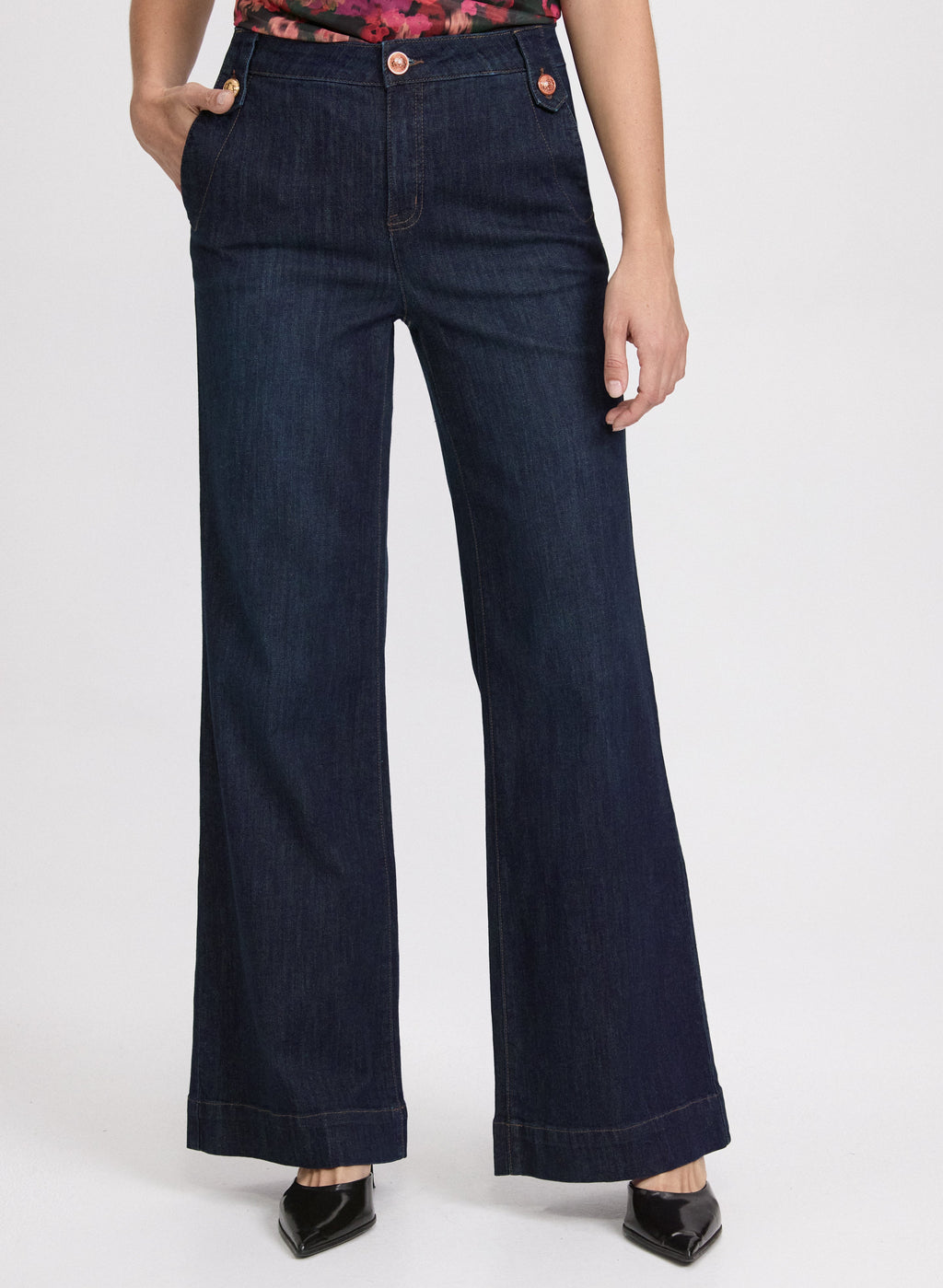 Button Tab Jeans