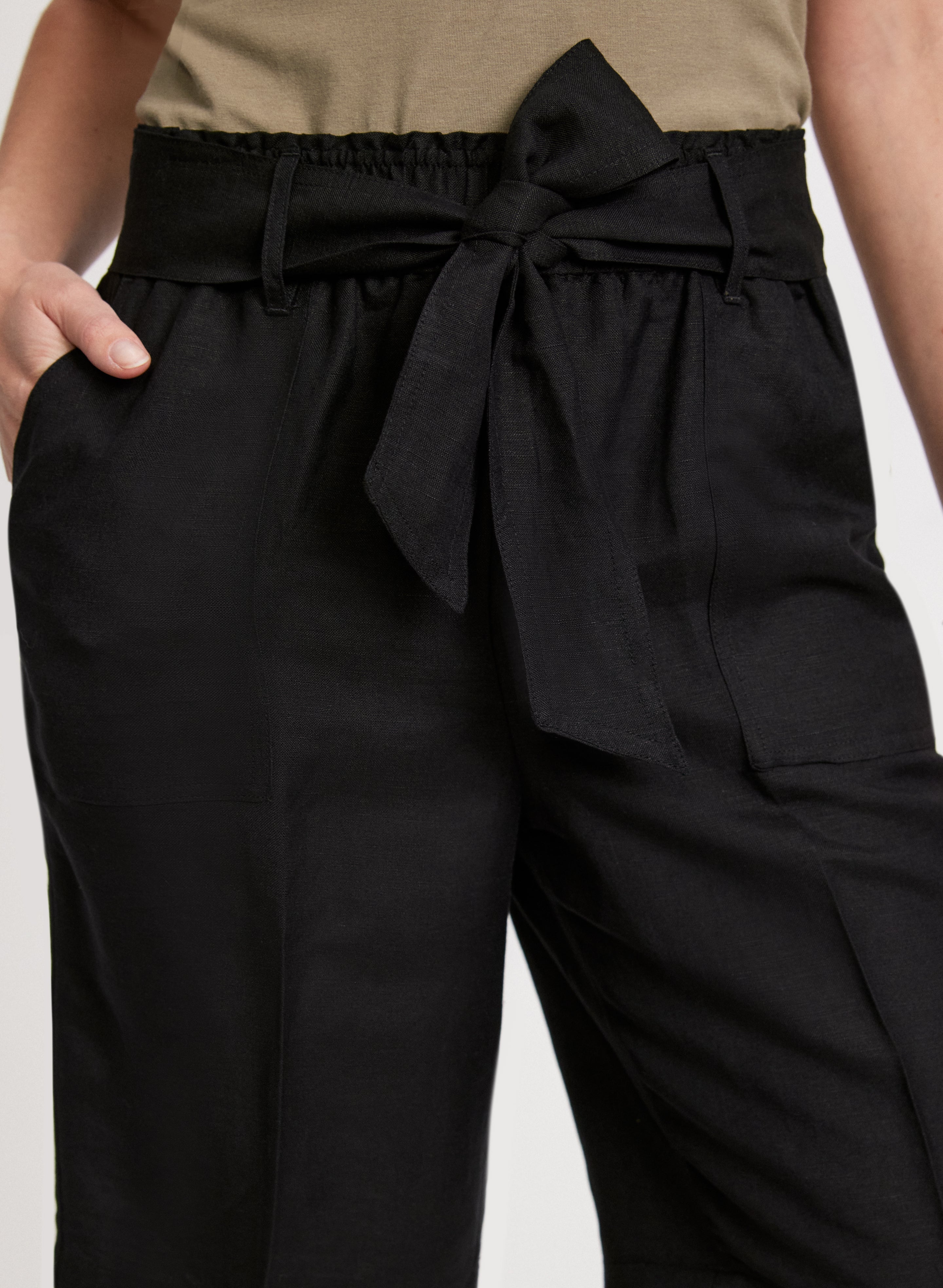 Belted Linen-Blend Shorts