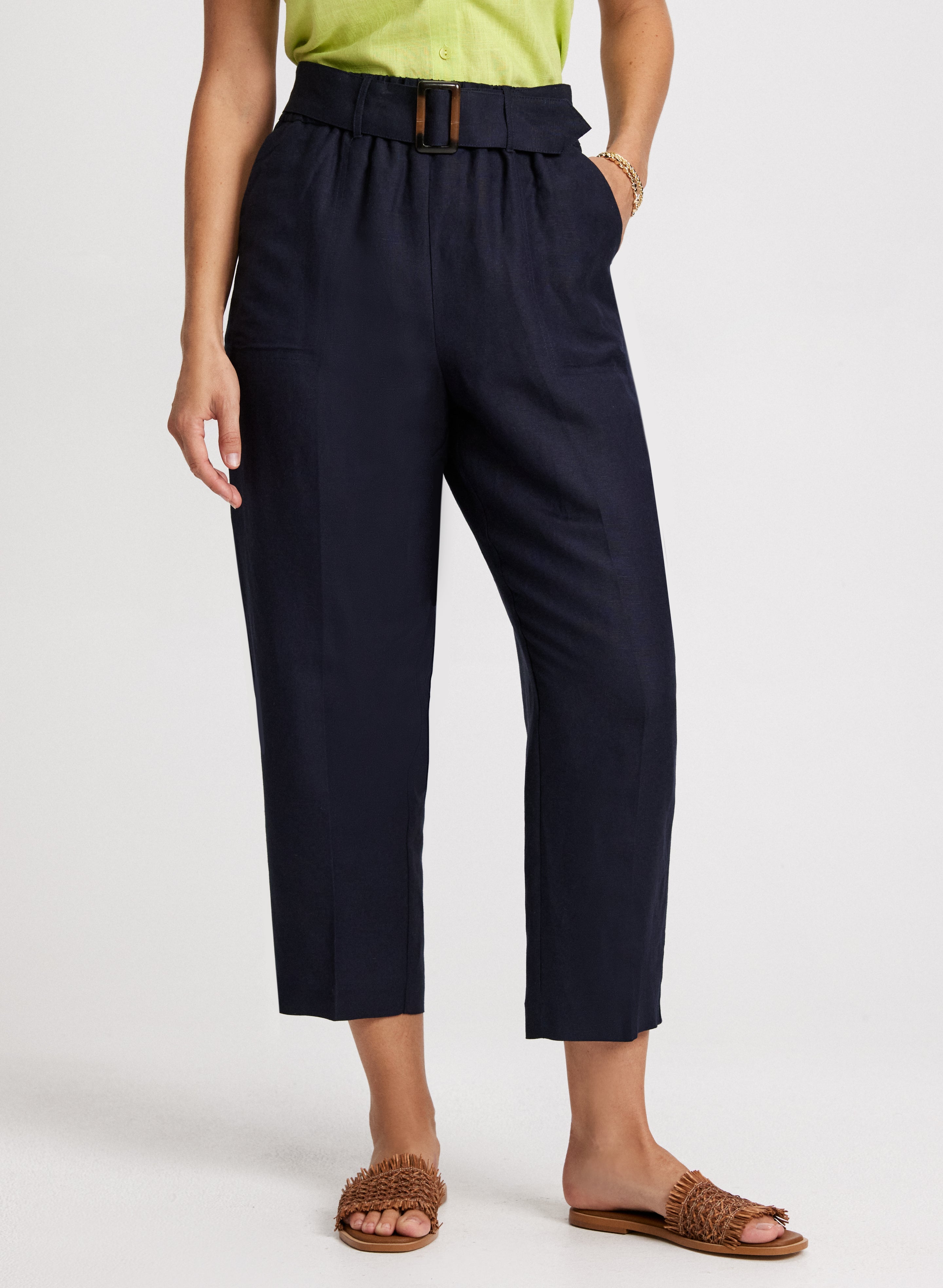 Belted Linen-Blend Capris