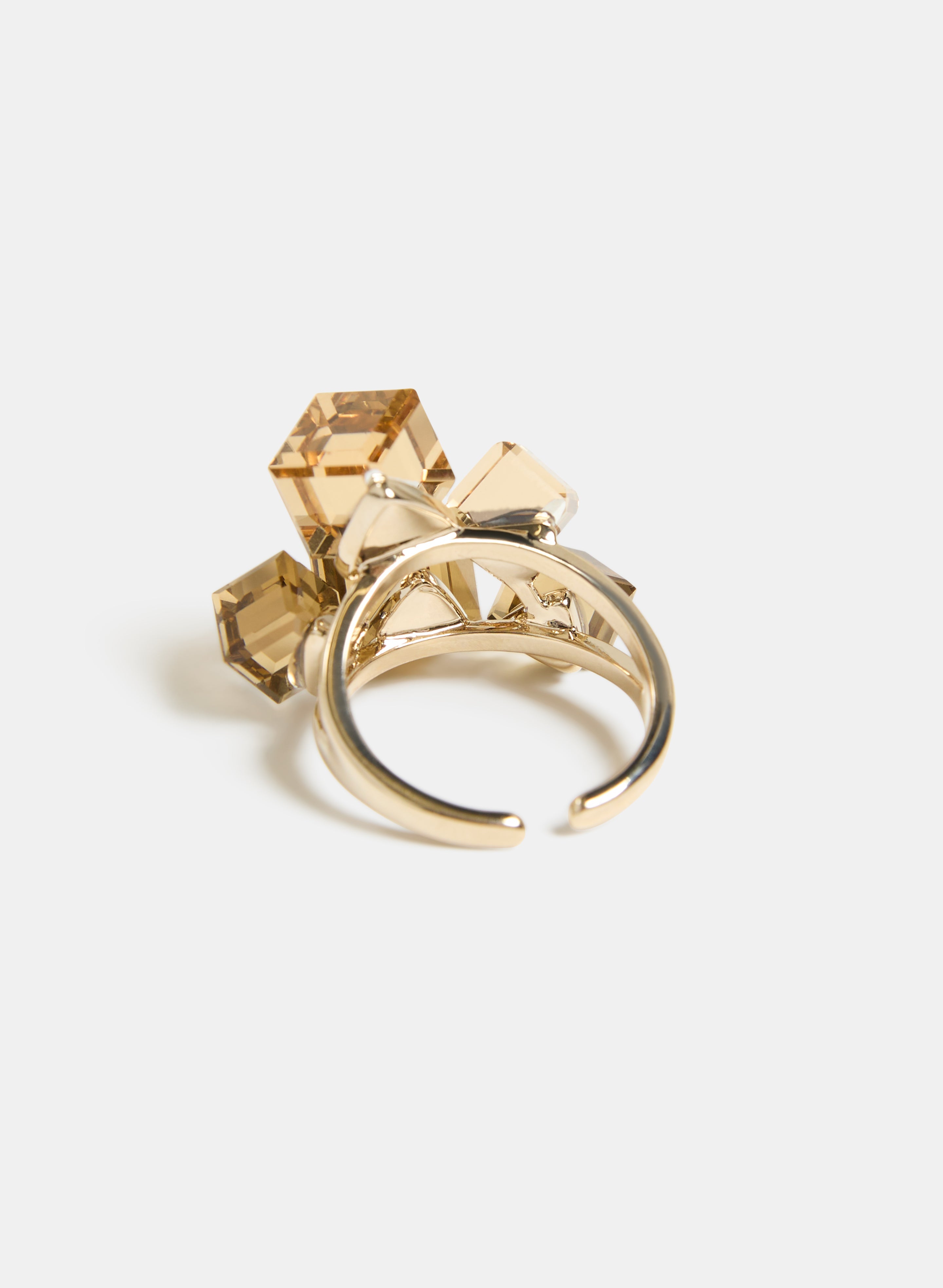 Cube Cluster Ring