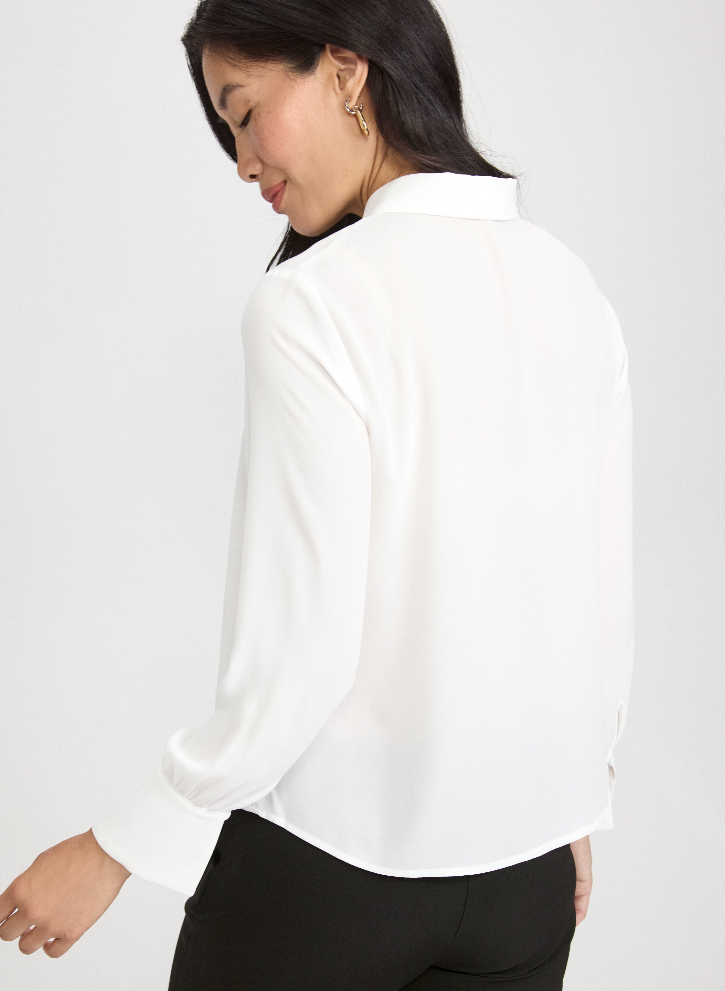 Crepe Keyhole Blouse