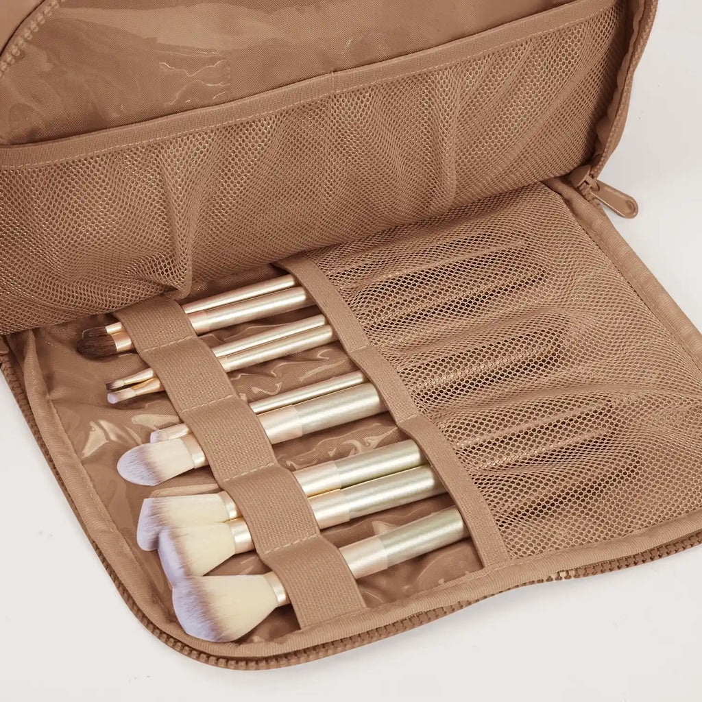 Crush Hanging Toiletry Bag