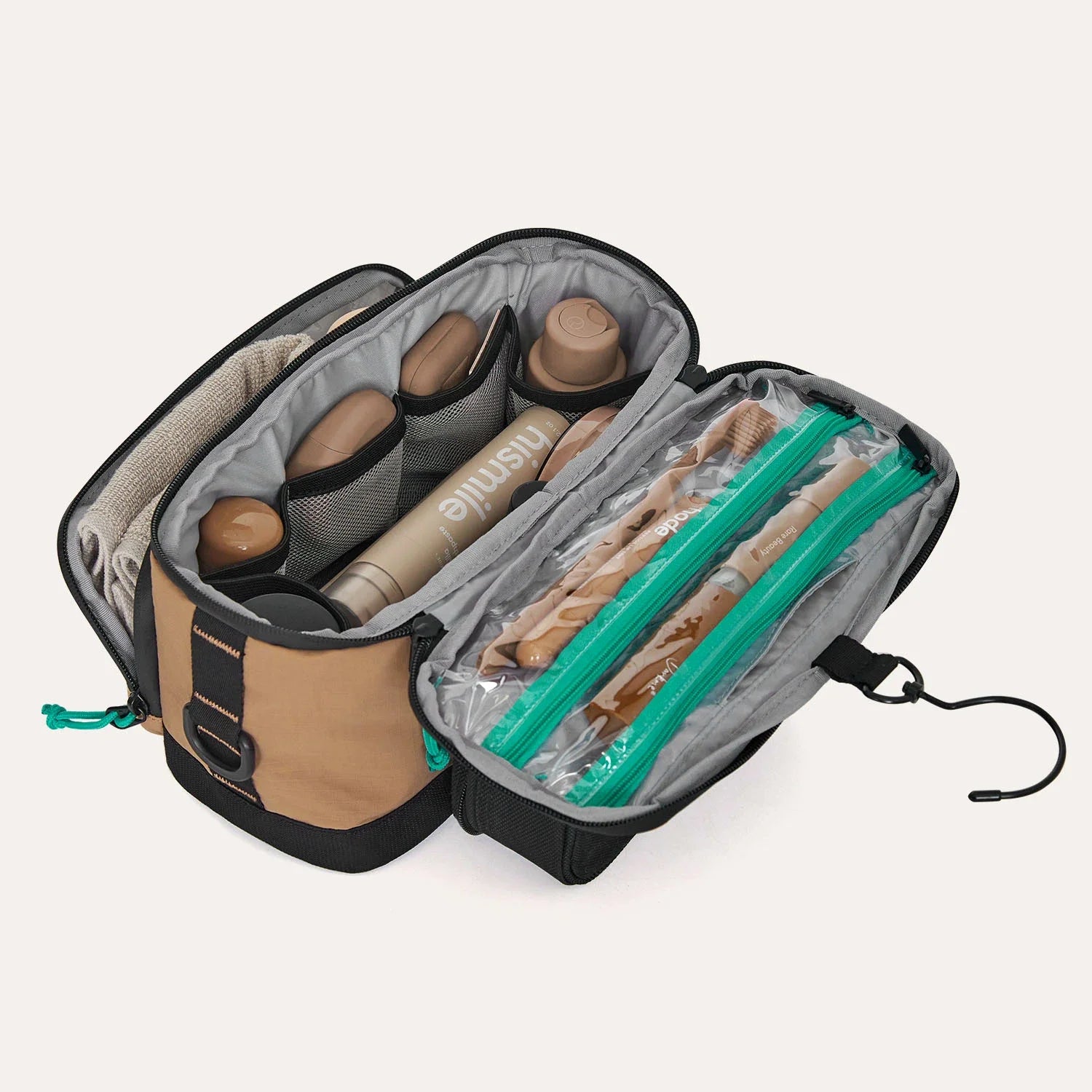 Blast 4.5L Hanging Toiletry Bag