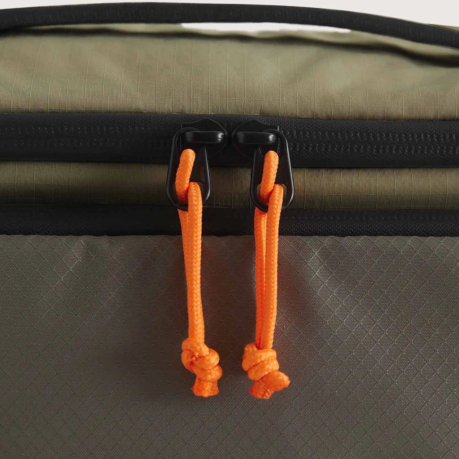 Blast 4.5L Hanging Toiletry Bag