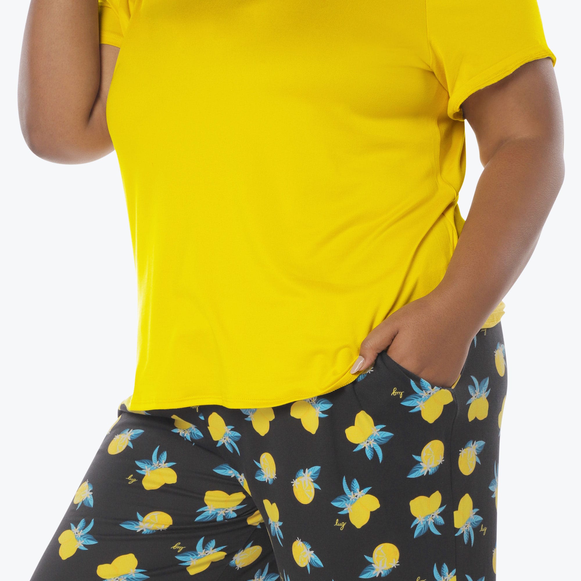 Boomerang Relaxed Tee & Cropped Pants Set