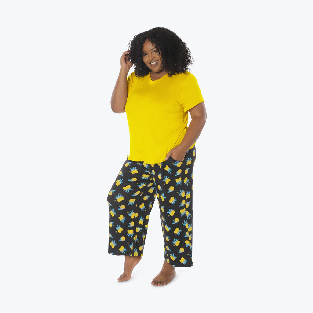 Boomerang Relaxed Tee & Cropped Pants Set