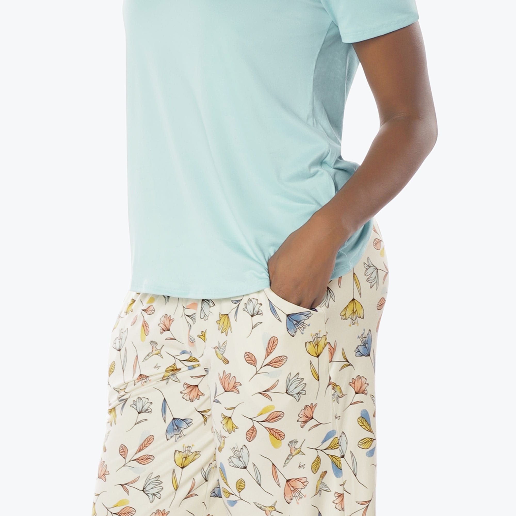 Boomerang Relaxed Tee & Cropped Pants Set