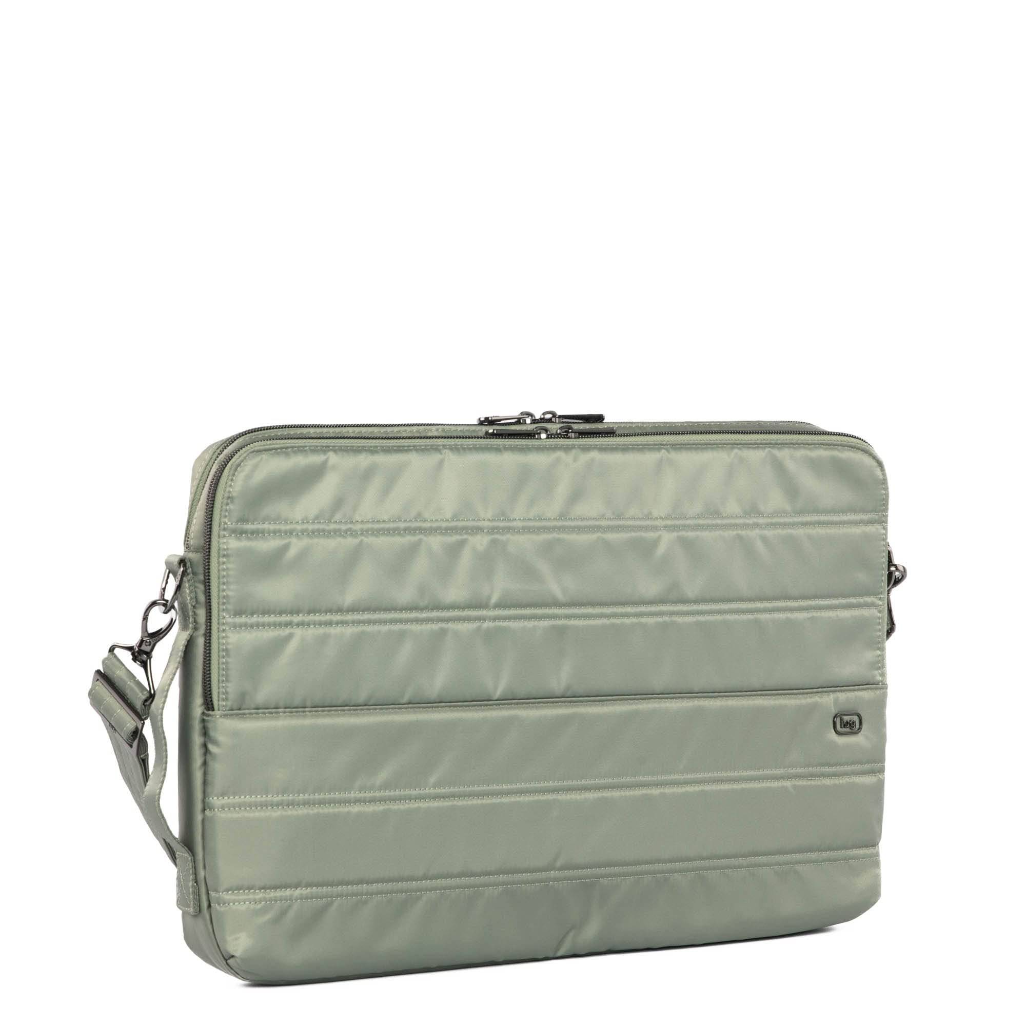Delta 17 Laptop Case