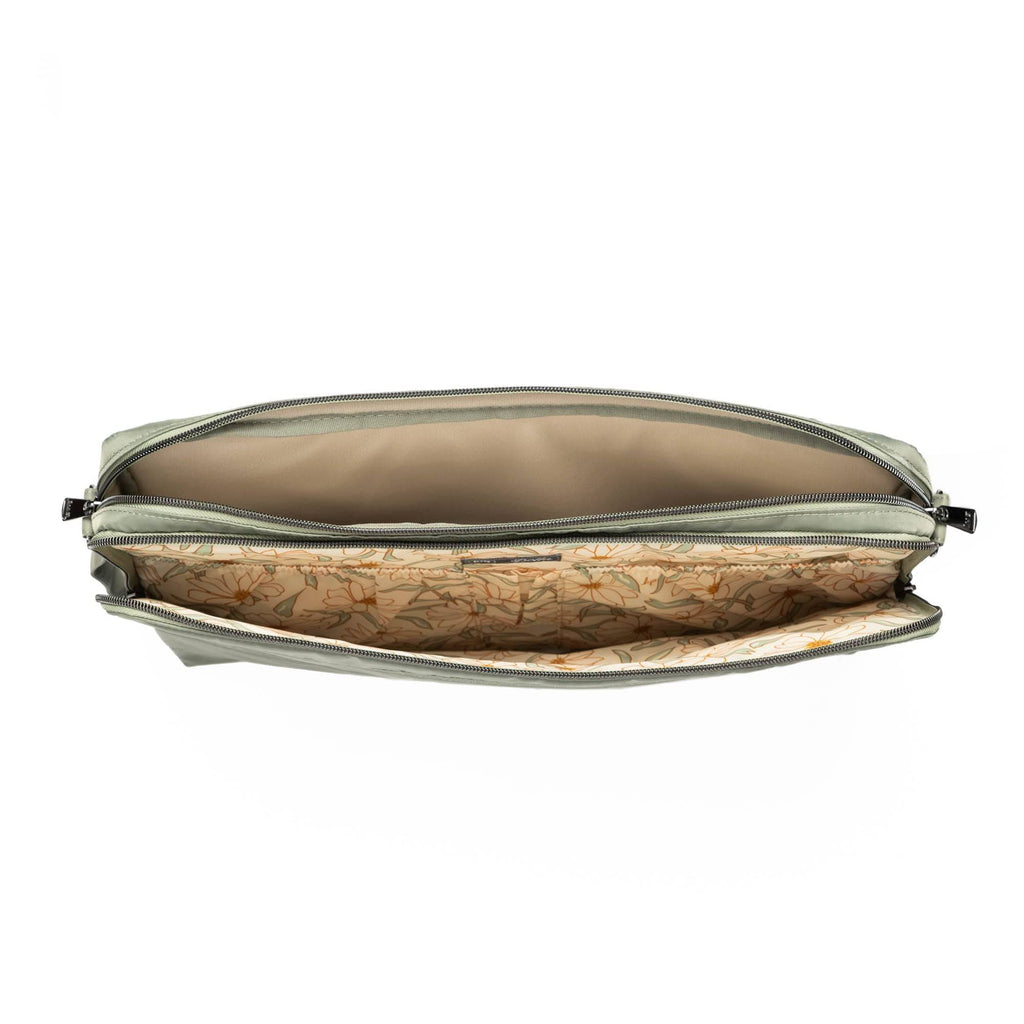 Delta 17 Laptop Case