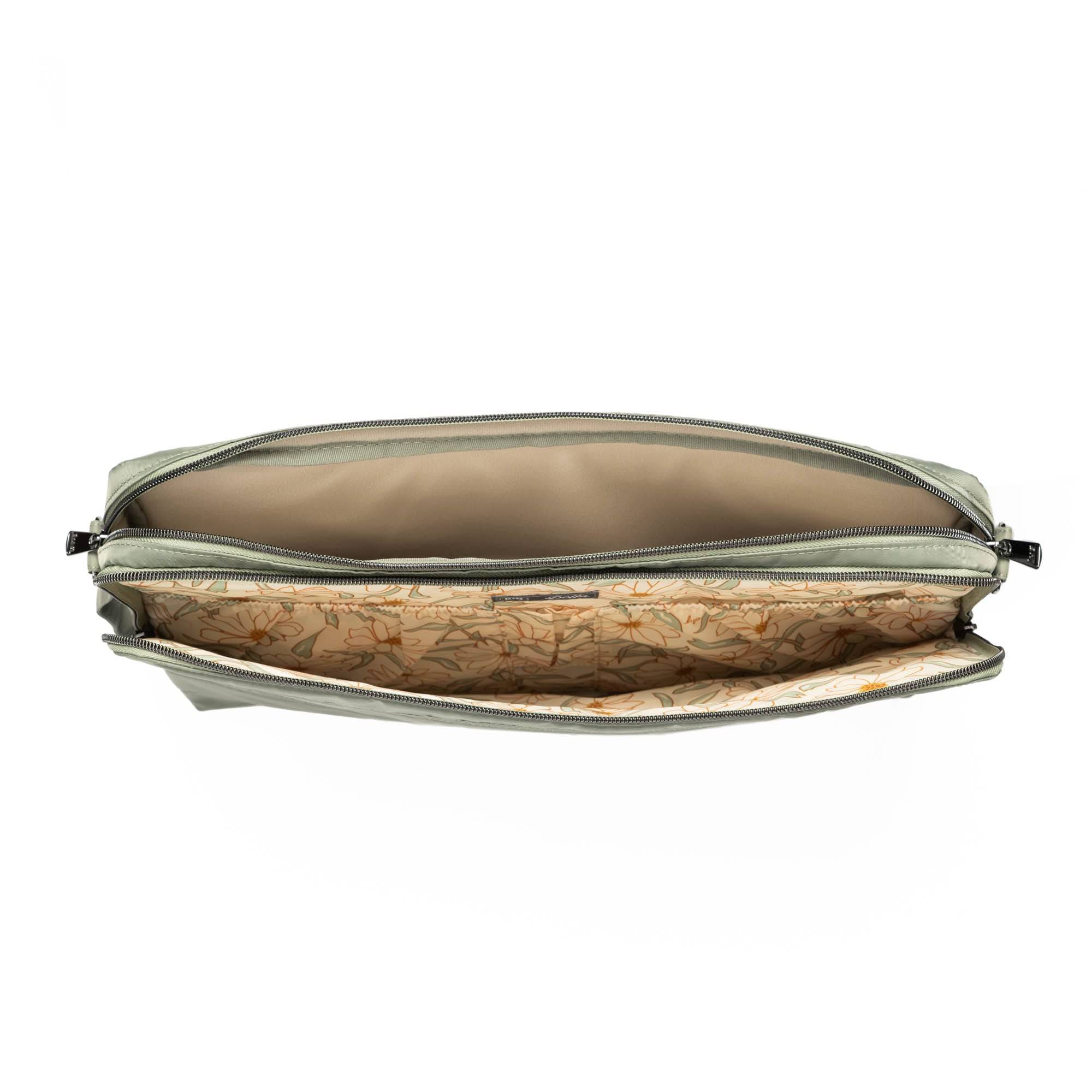 Delta 17 Laptop Case