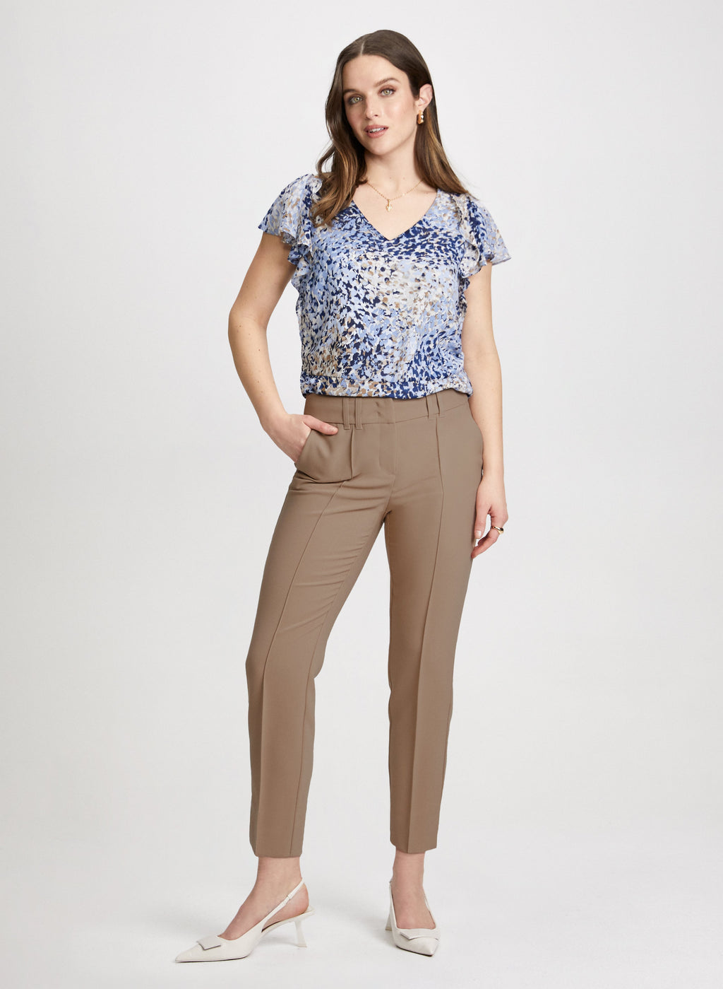 City Fit Slim Leg Pants