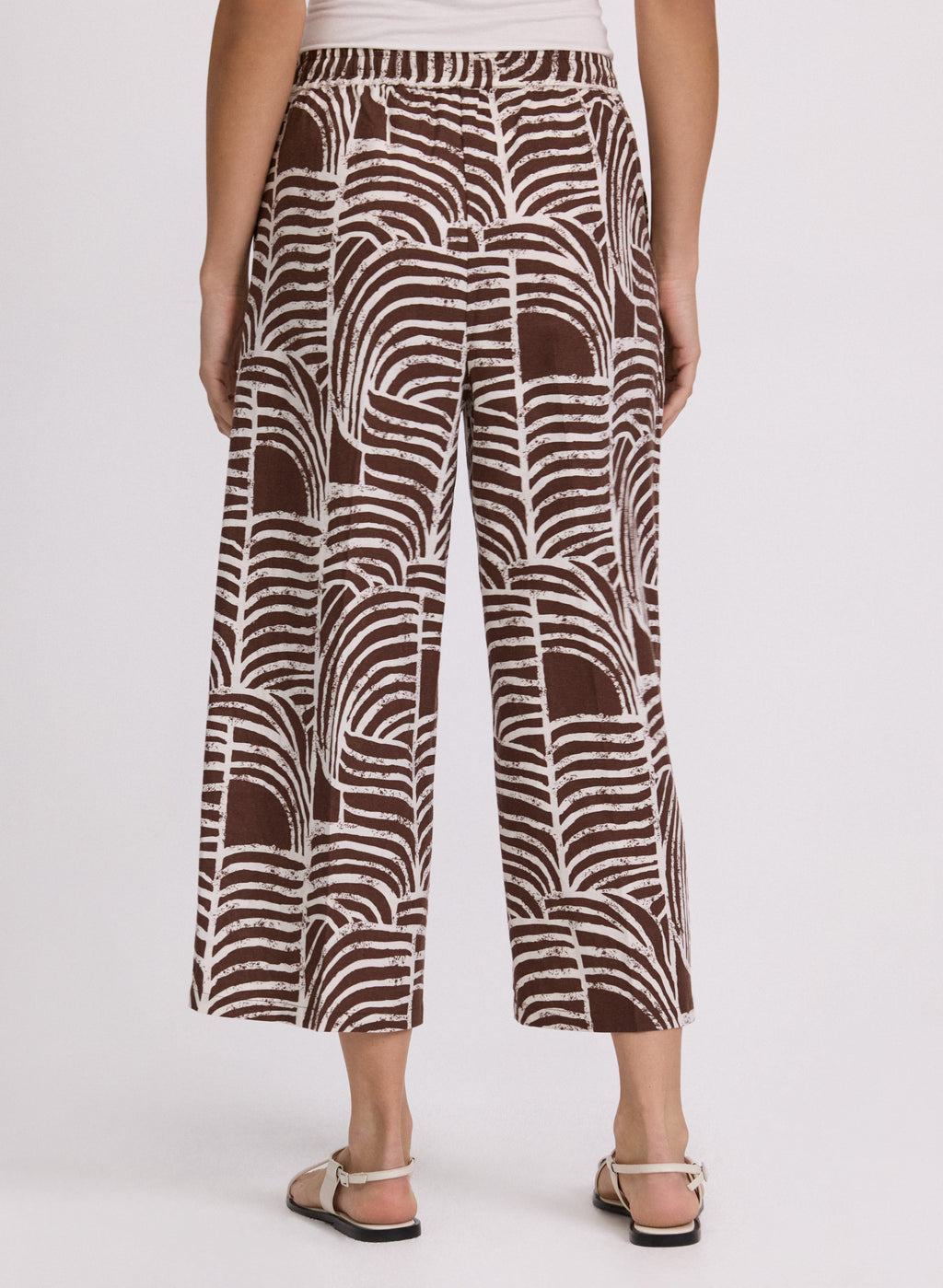 Abstract Linen-Blend Capris