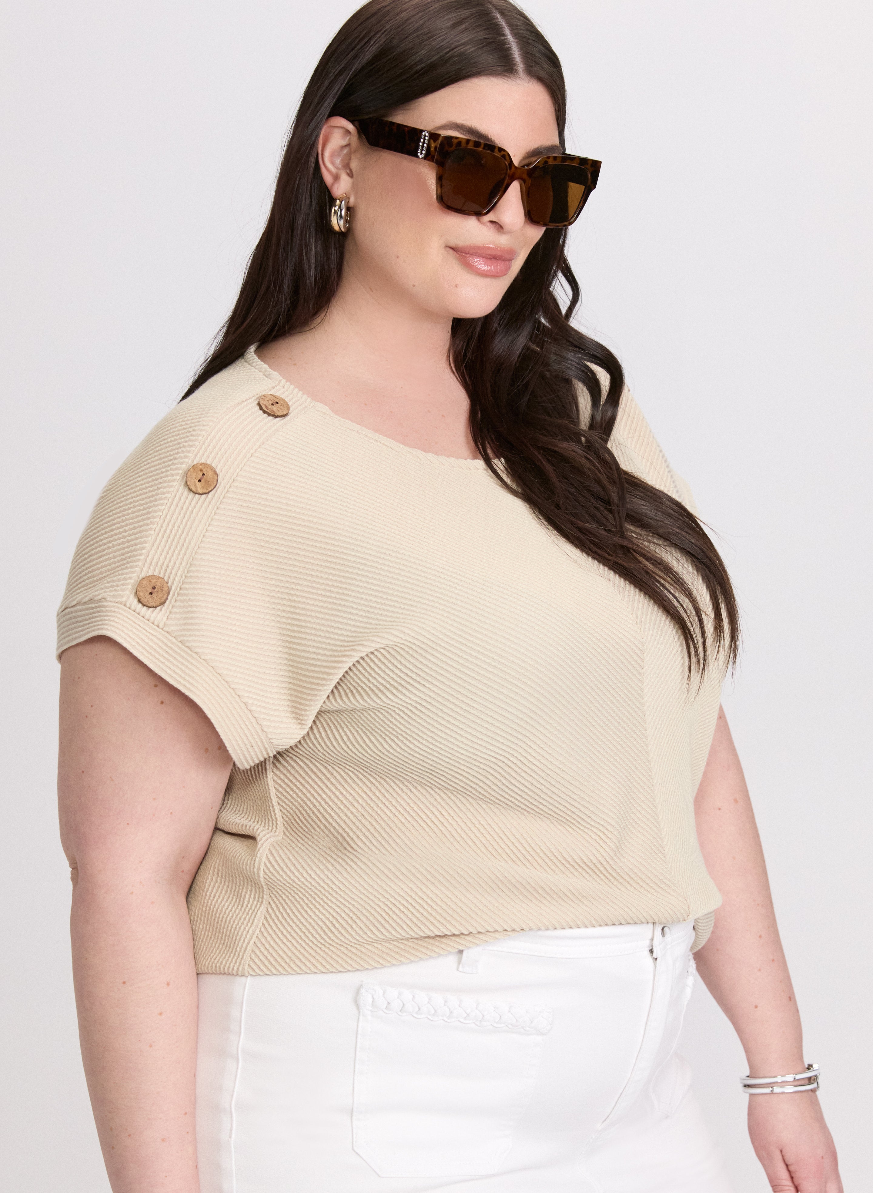 Button Detail Top