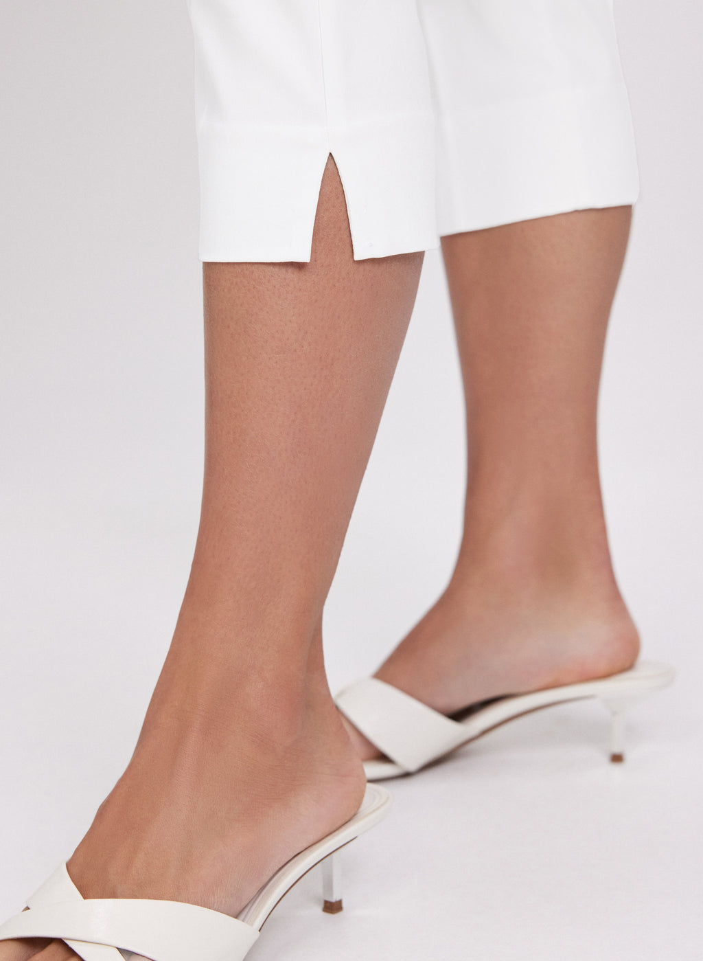 Bengaline Pull-On Capris