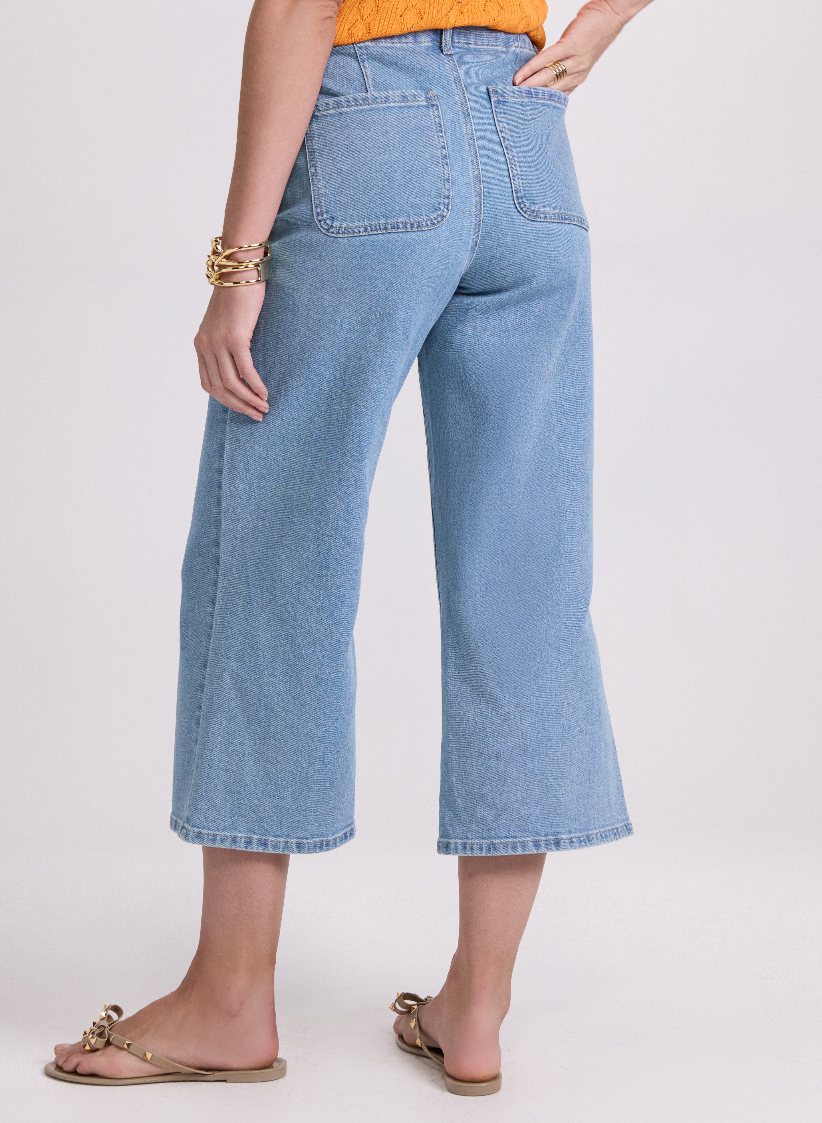 Cropped Wide-Leg Jeans