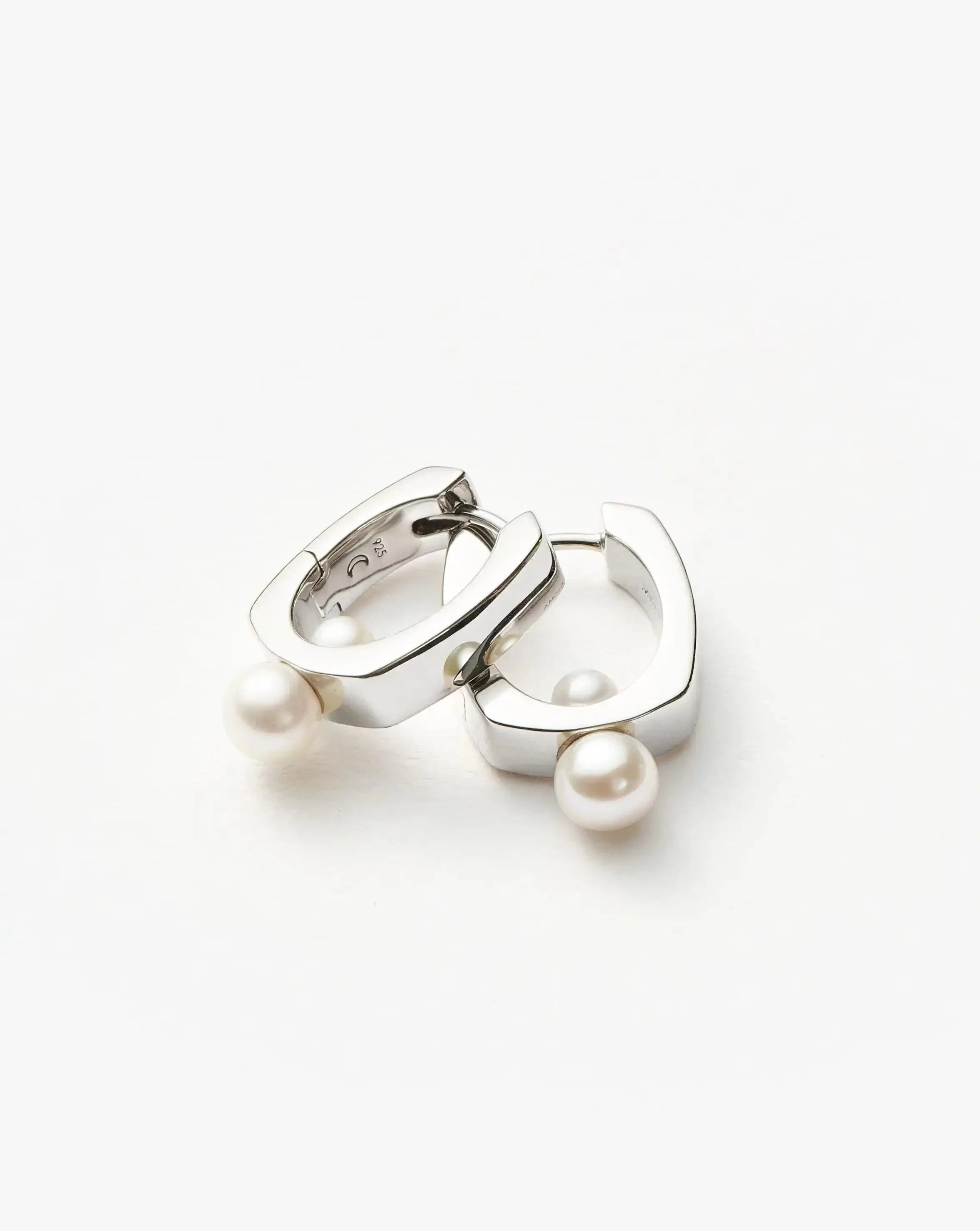 Button Pearl Square Hoop Earrings | Sterling Silver/Pearl