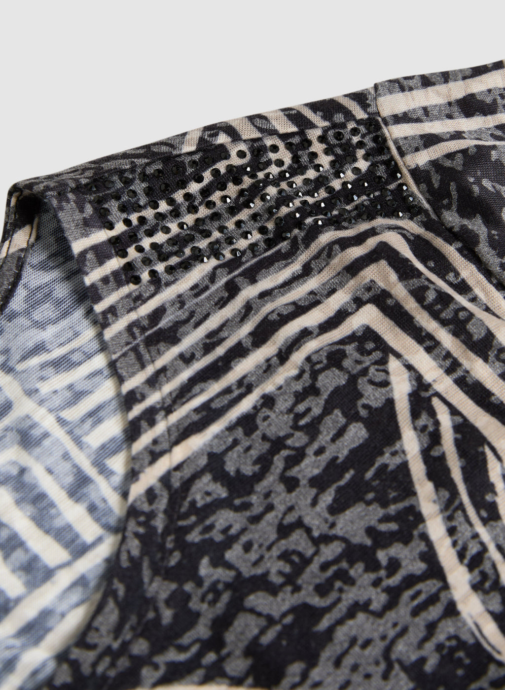 Abstract Striped Print T-Shirt