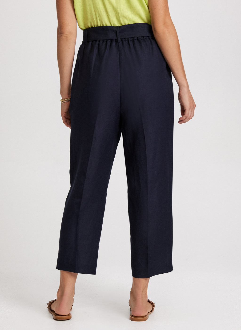 Belted Linen-Blend Capris