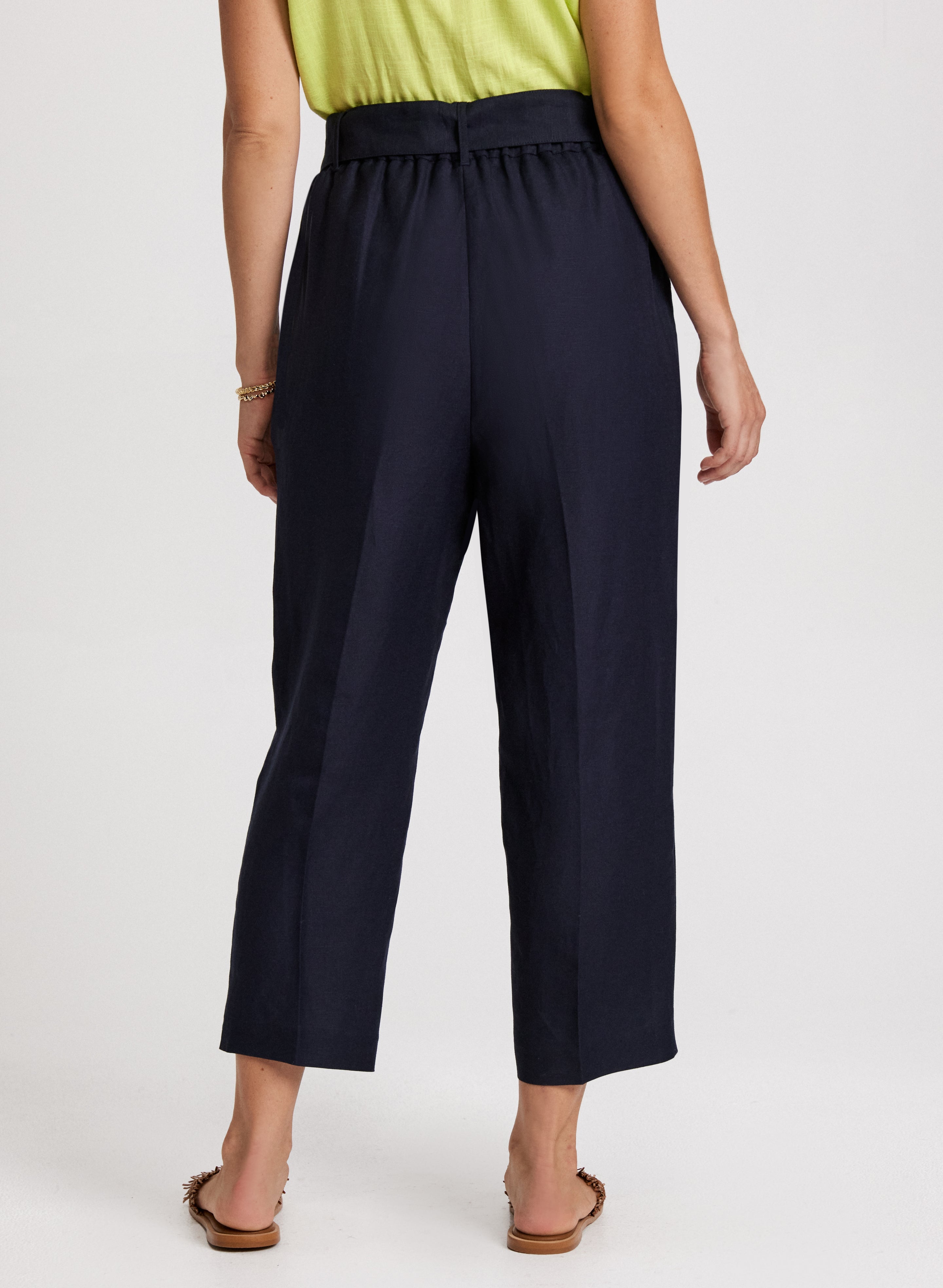 Belted Linen-Blend Capris