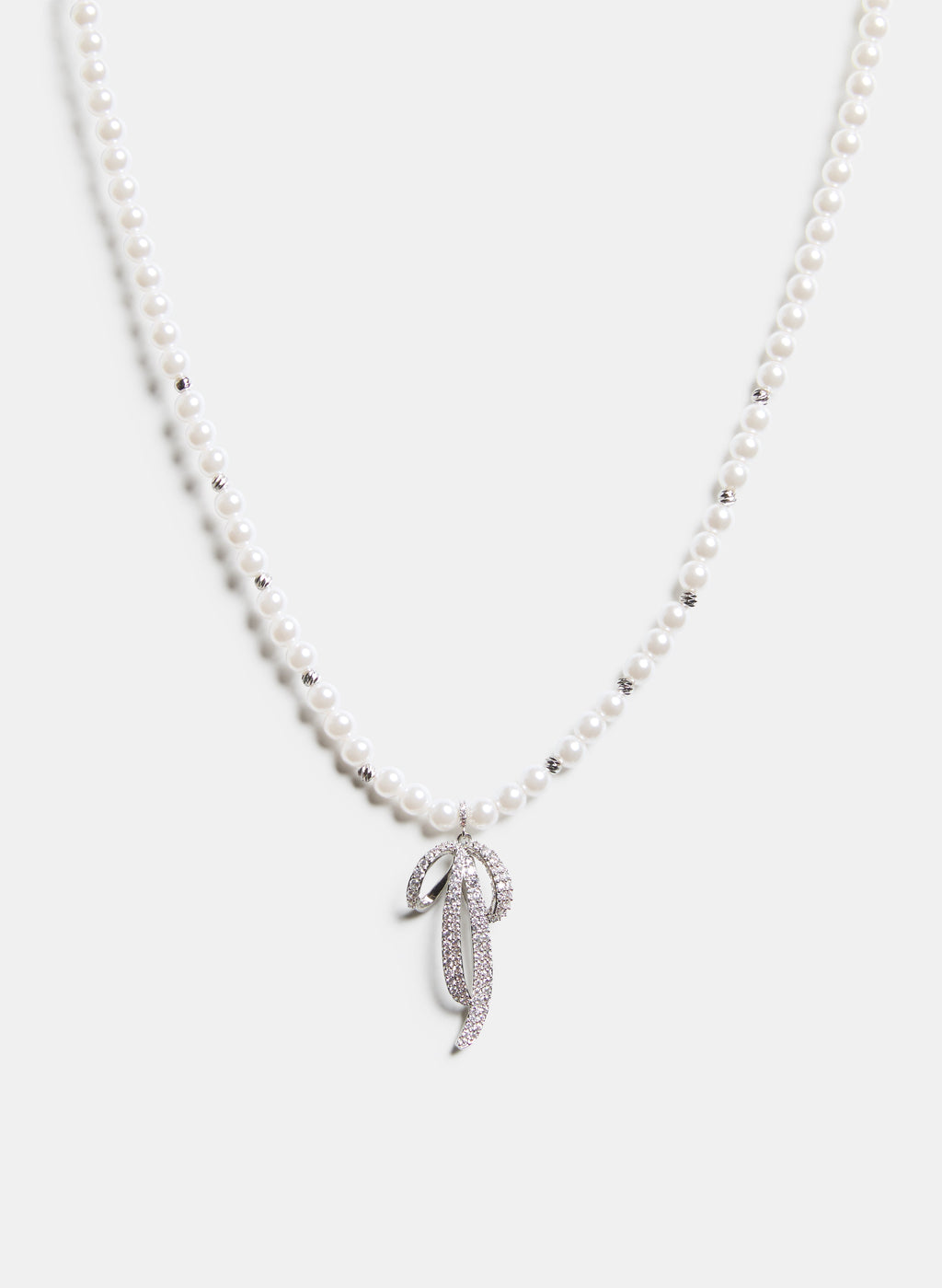 Bow Pendant Pearl Necklace