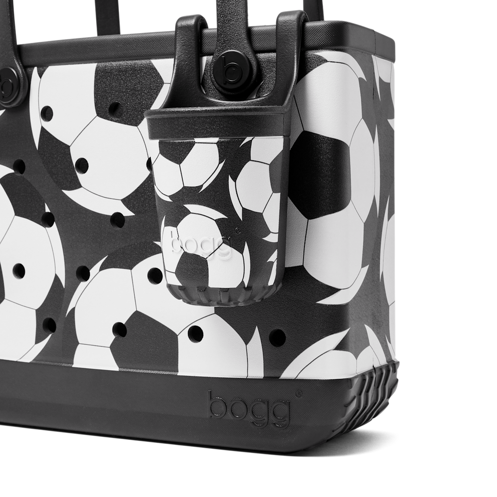 Bogg Bevy - Let's Kick It