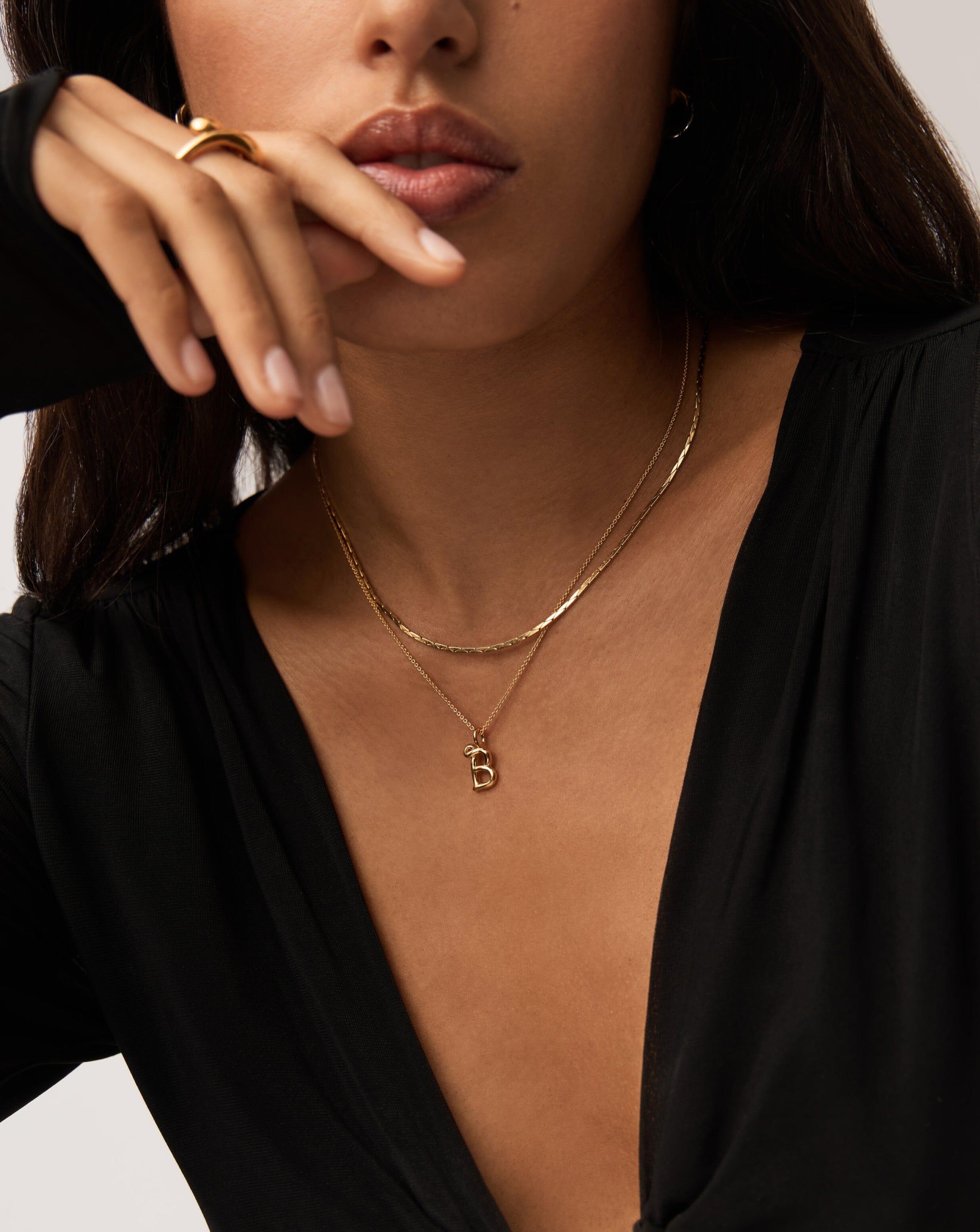 Curly Molten Mini Initial Necklace - B | 18k Gold Vermeil