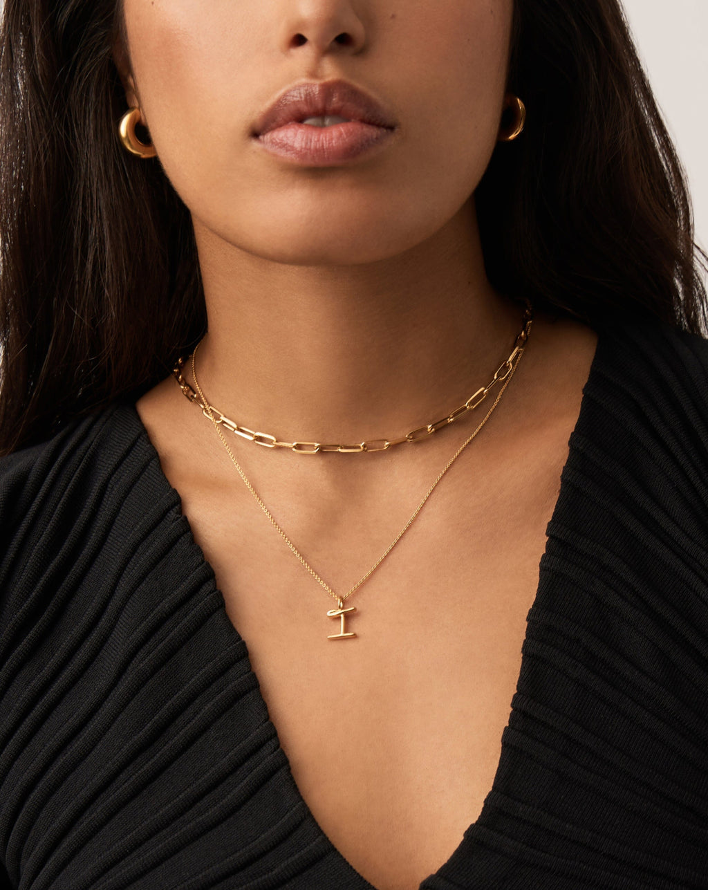 Curly Molten Mini Initial Necklace - I | 18k Gold Vermeil