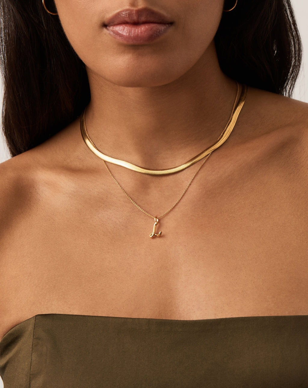 Curly Molten Mini Initial Necklace - L |18k Gold Vermeil
