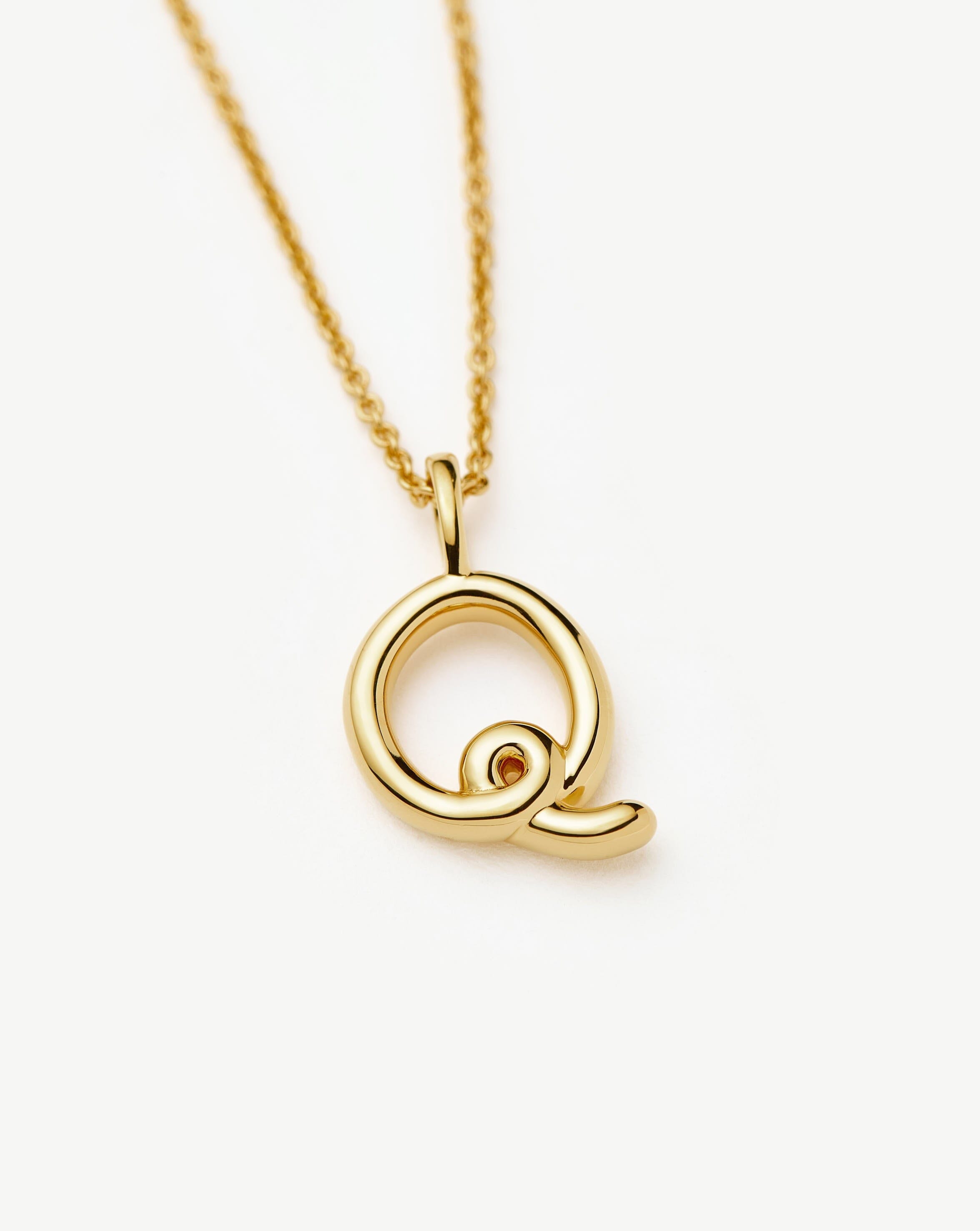 Curly Molten Mini Initial Necklace - Q | 18k Gold Vermeil