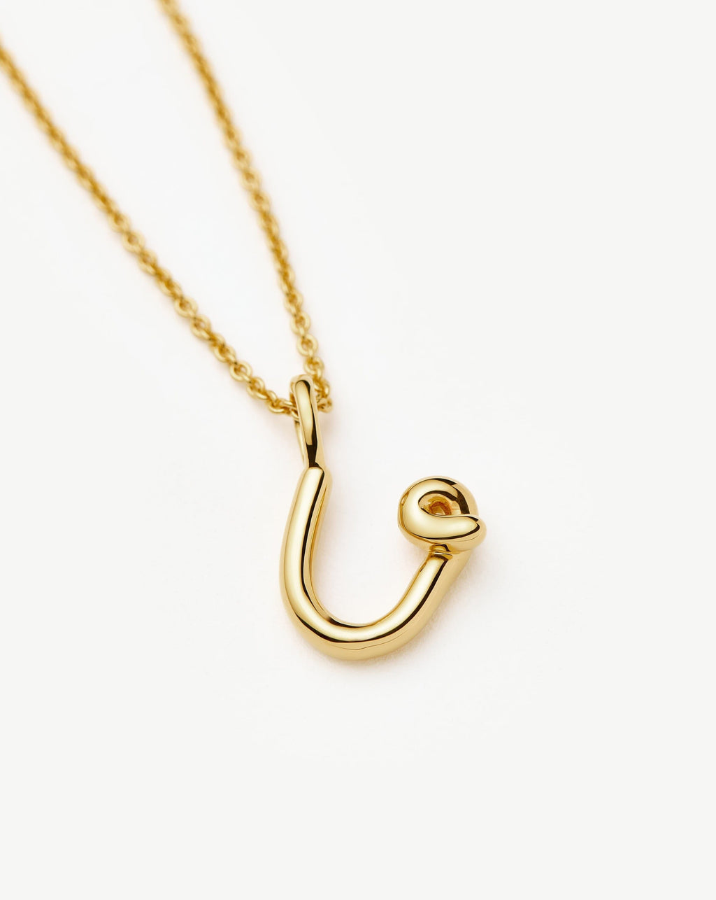 Curly Molten Mini Initial Necklace - U | 18k Gold Vermeil