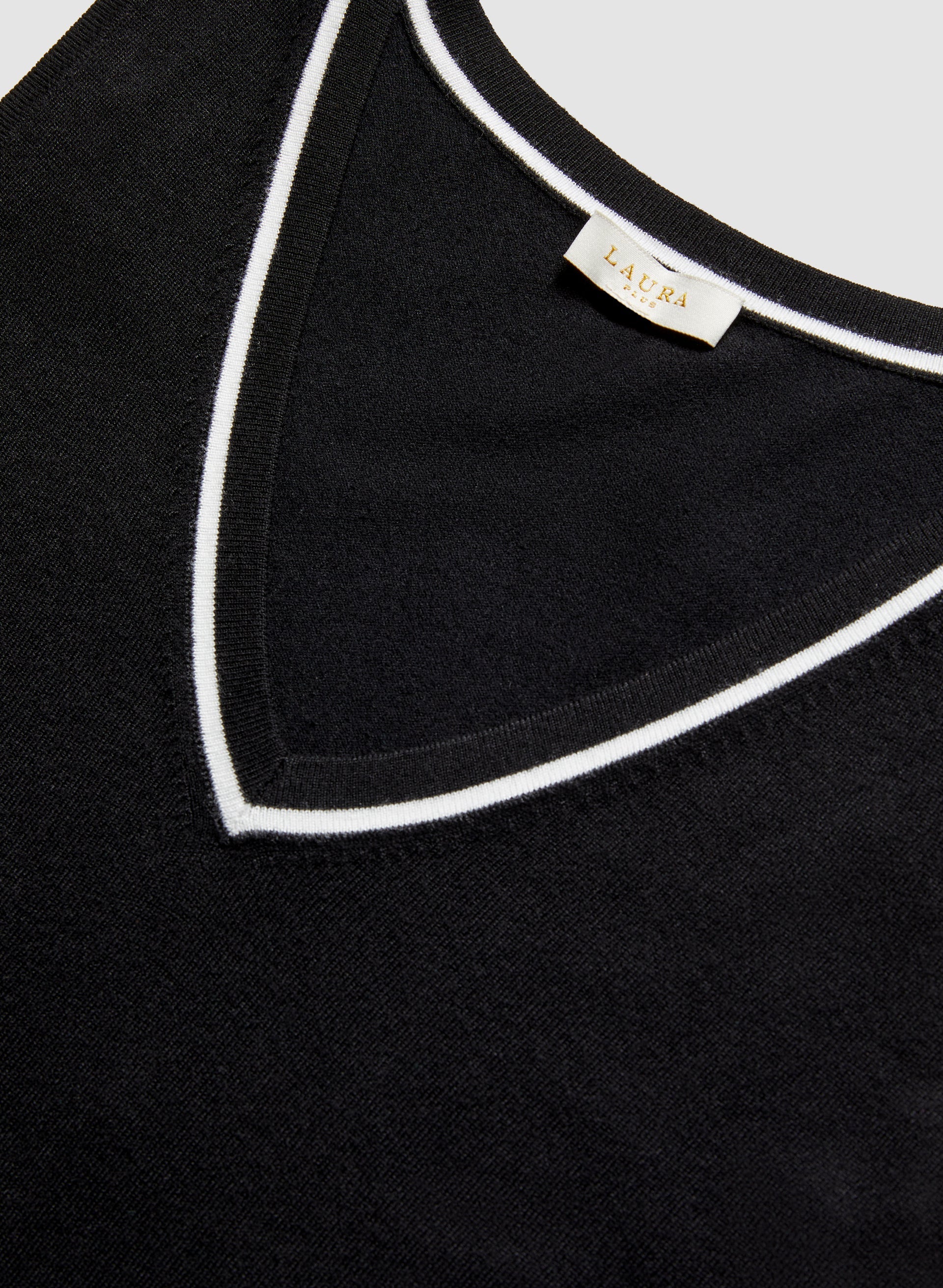 Contrast Stripe Sleeveless Knit Top