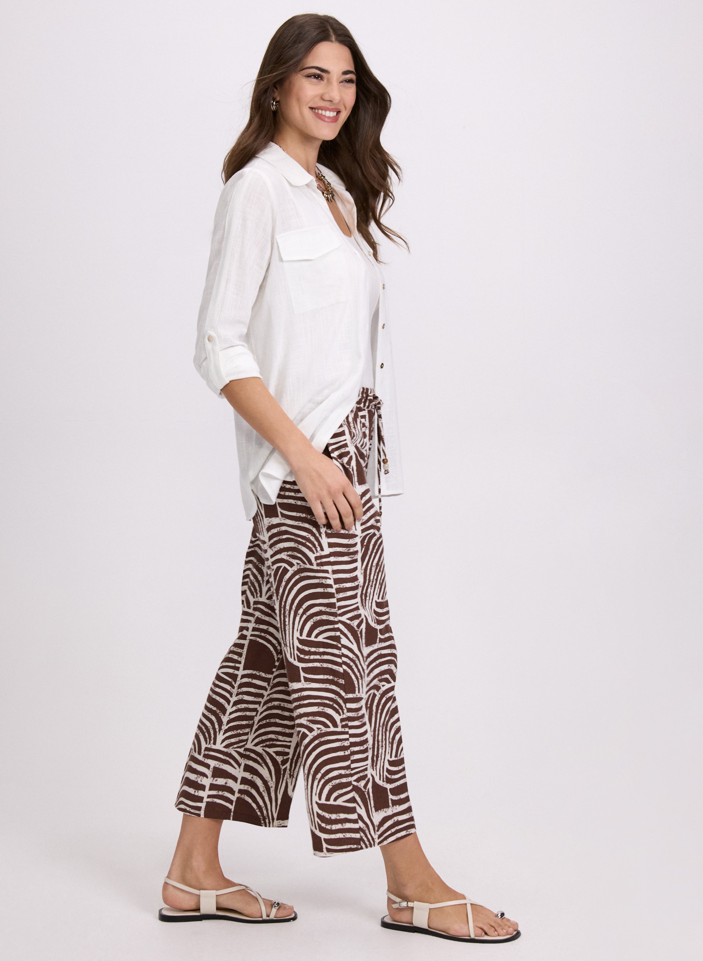 Abstract Linen-Blend Capris
