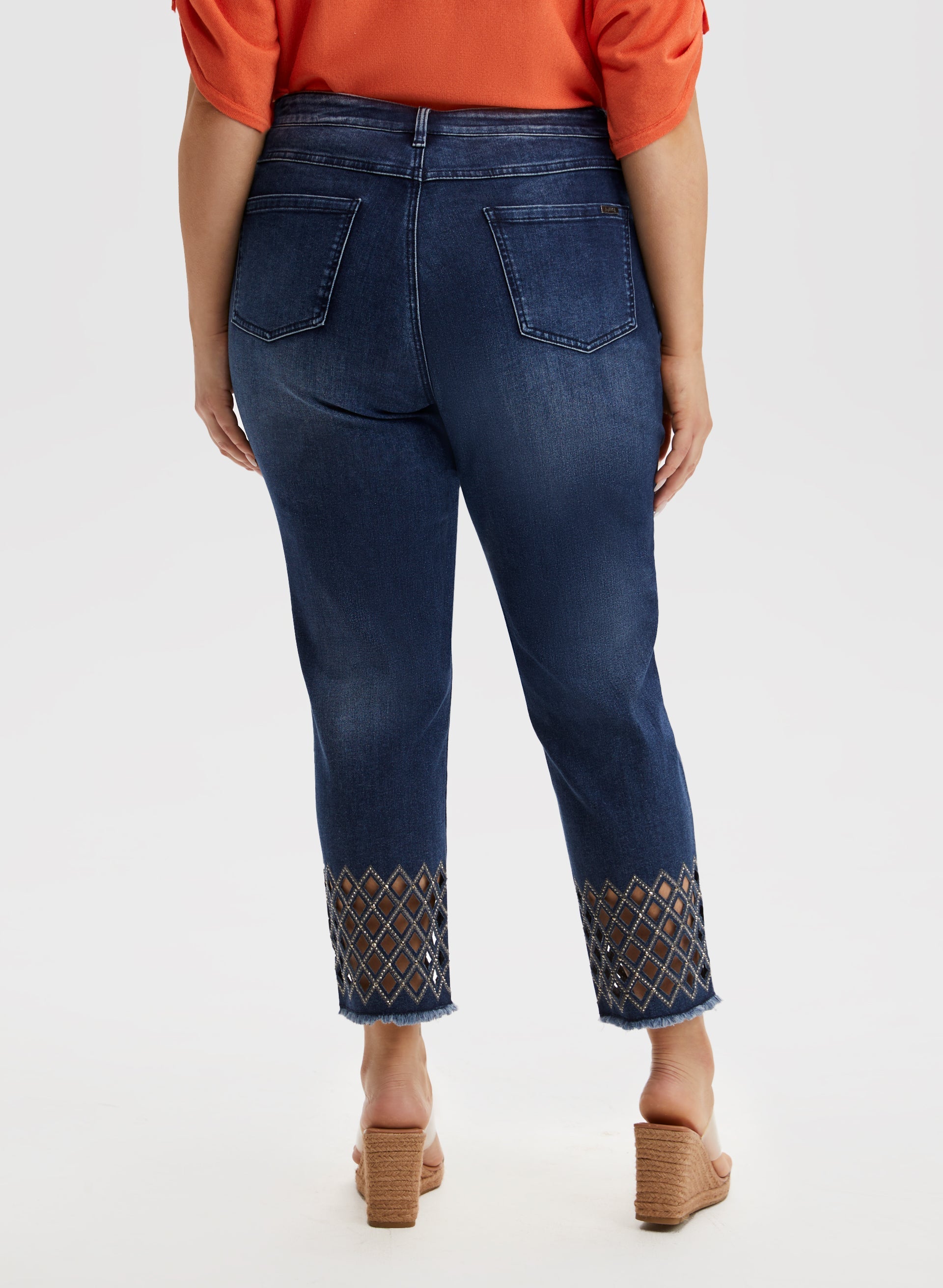 Diamond Cutout Slim Leg Jeans